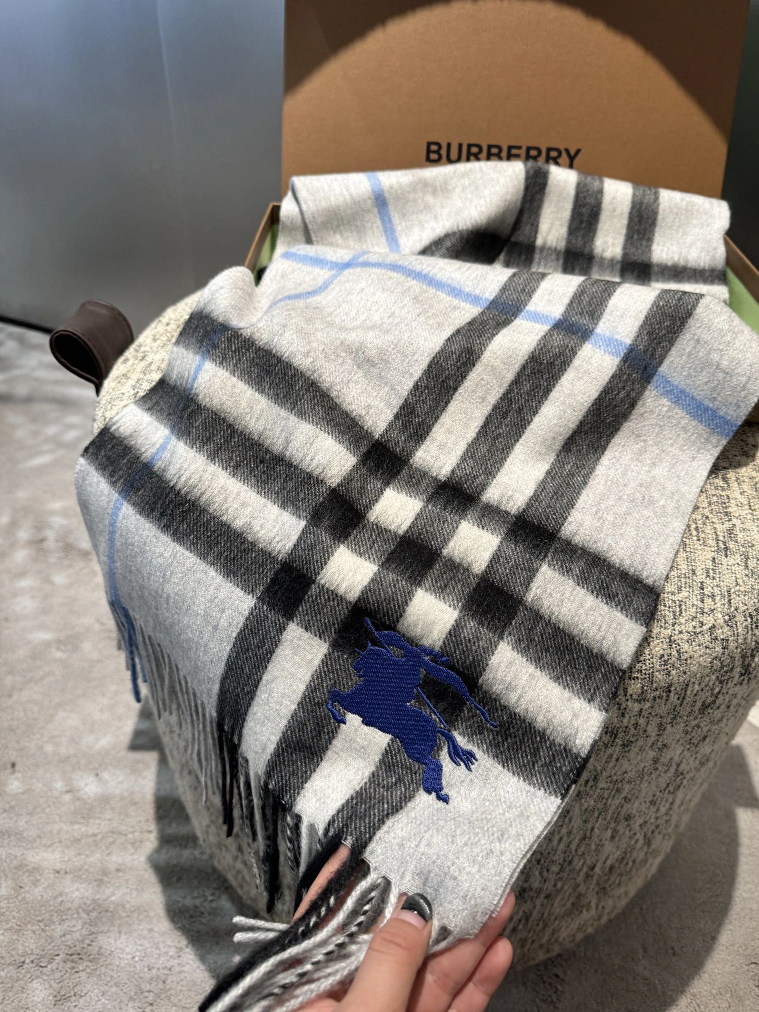 AllSeason 5708 Burberry Scarf