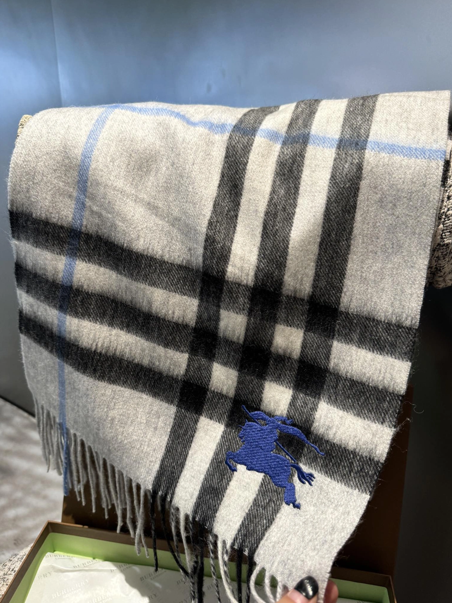 AllSeason 5708 Burberry Scarf