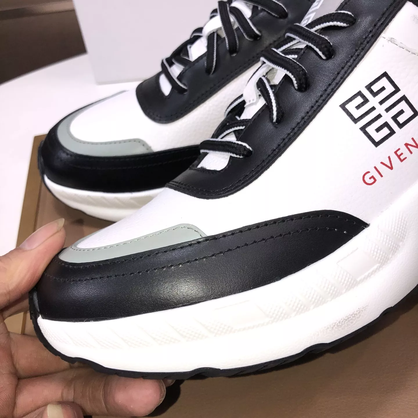 AllSeason 5720 Givenchy Casual Shoes For Men