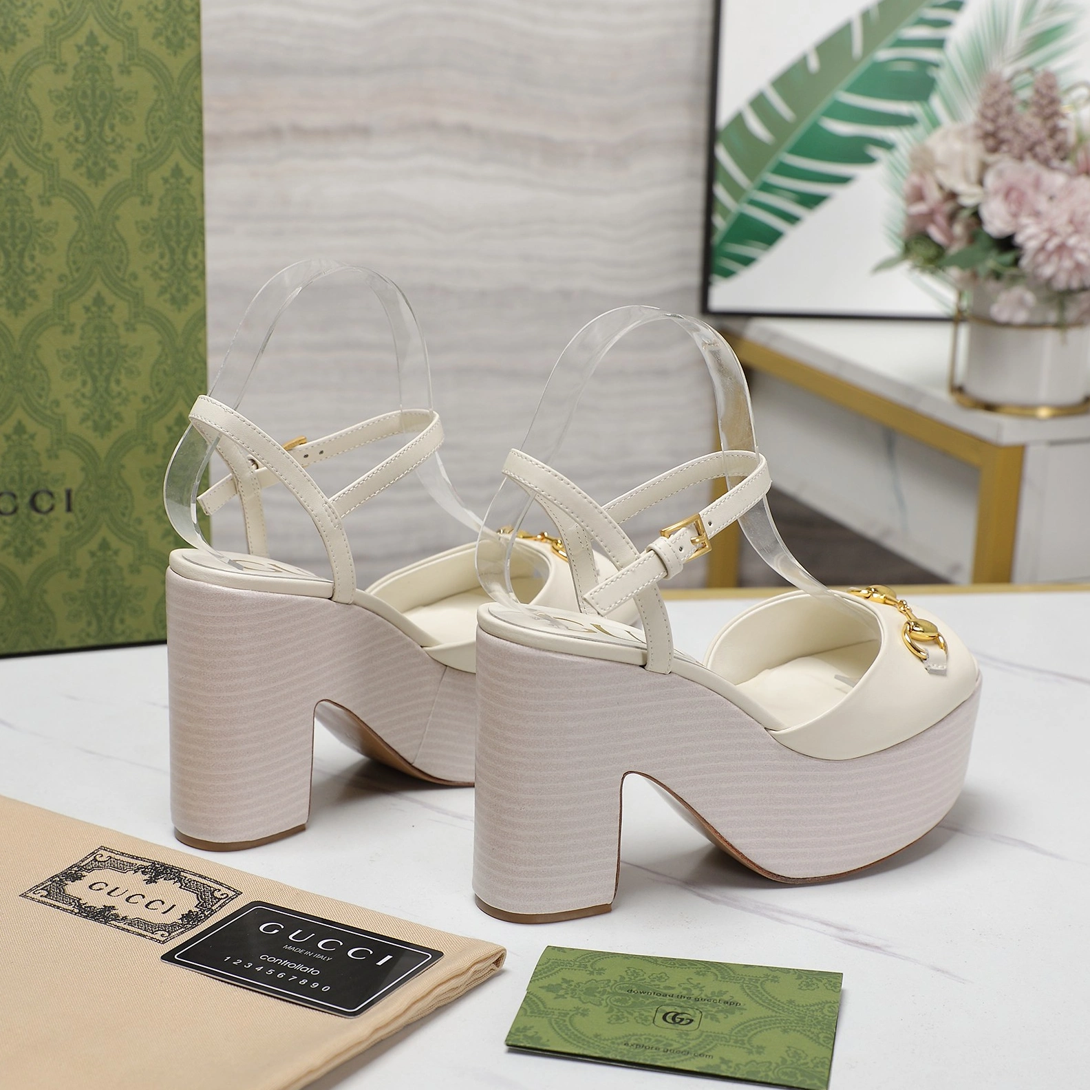 AllSeason 589 Gucci Sandal For Women