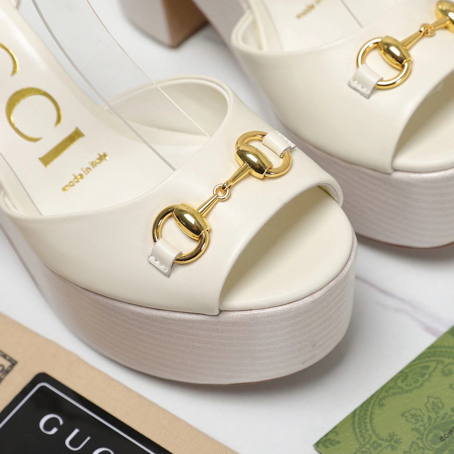 AllSeason 589 Gucci Sandal For Women