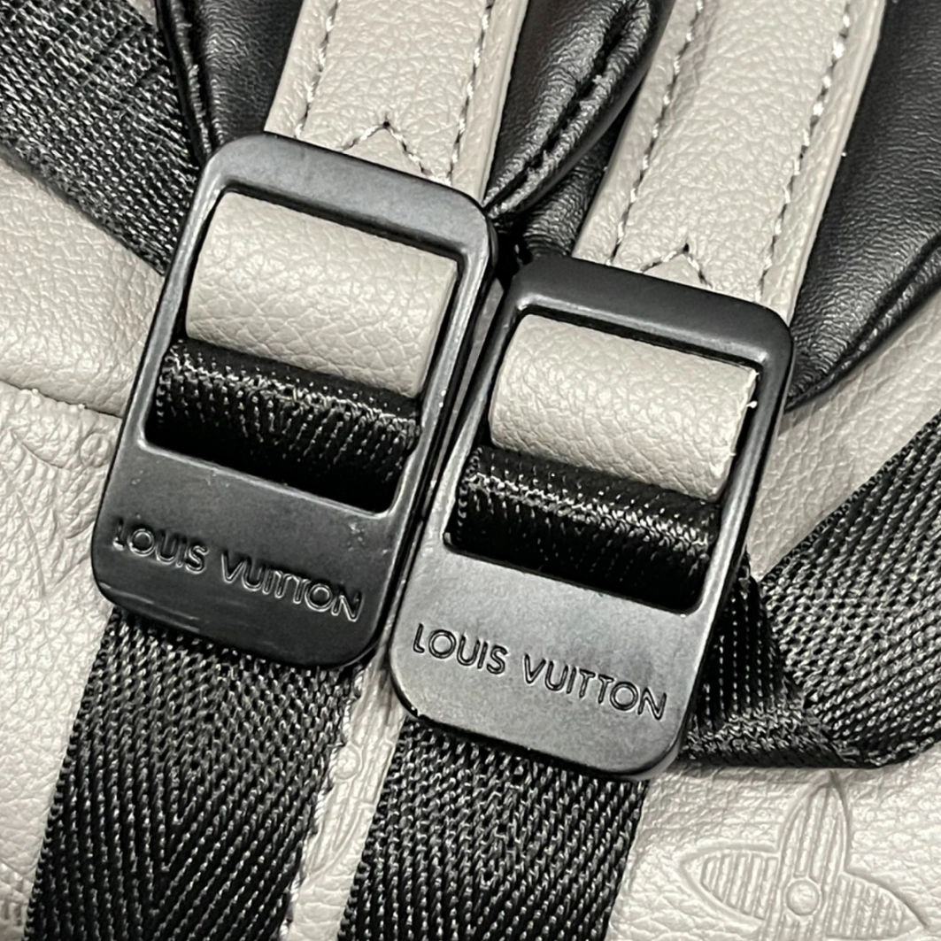 AllSeason 5932 Louis Vuitton AAA Quality Backpacks For Unisex