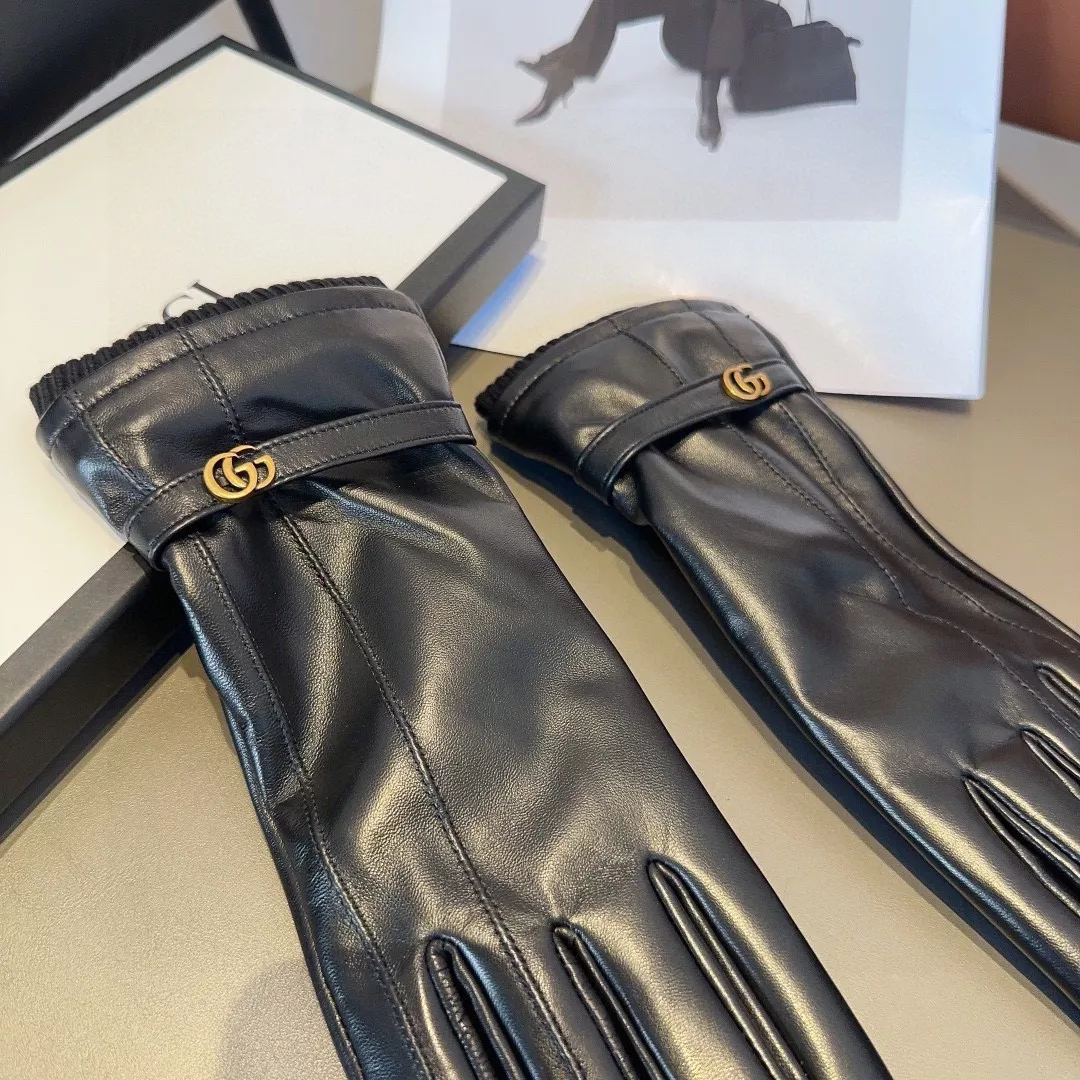 AllSeason 602 Gucci Gloves For Women