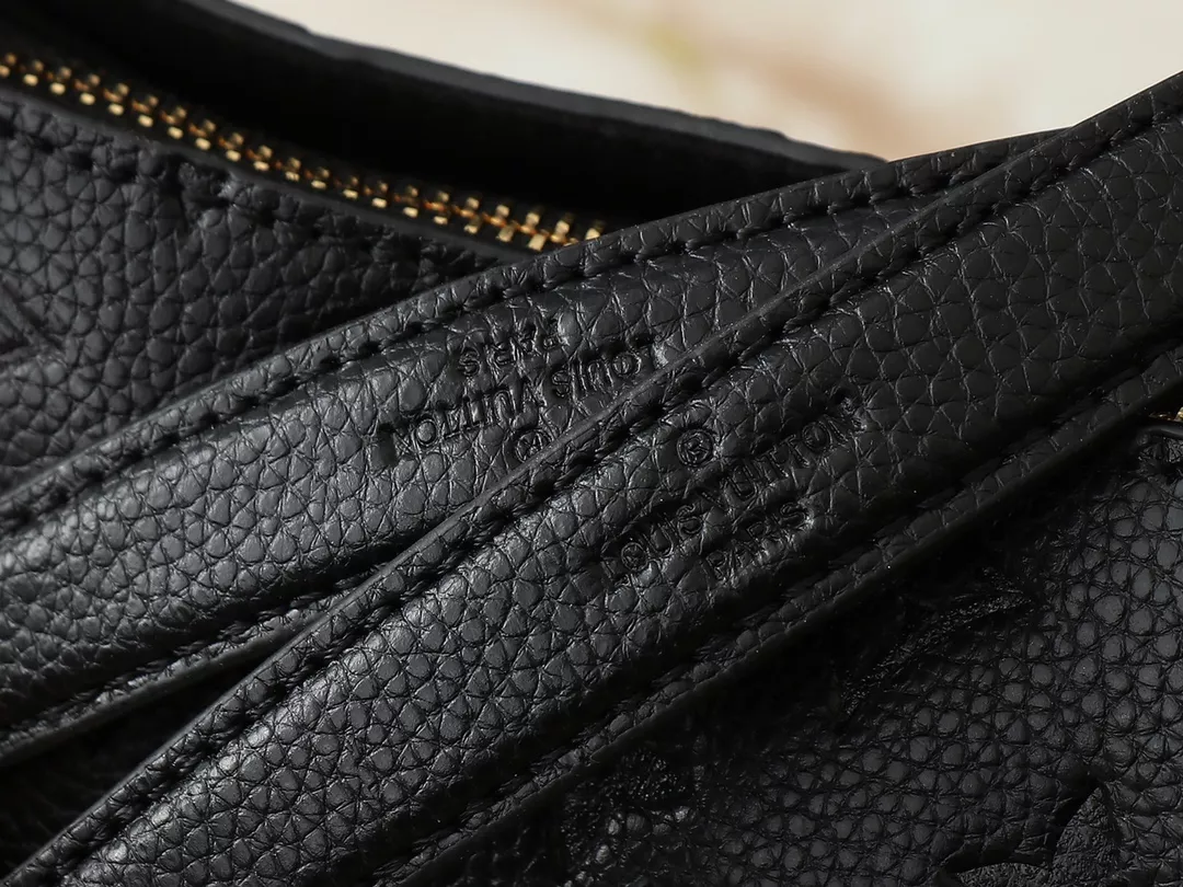 AllSeason 6165 Louis Vuitton AAA Quality Shoulder Bags For Women