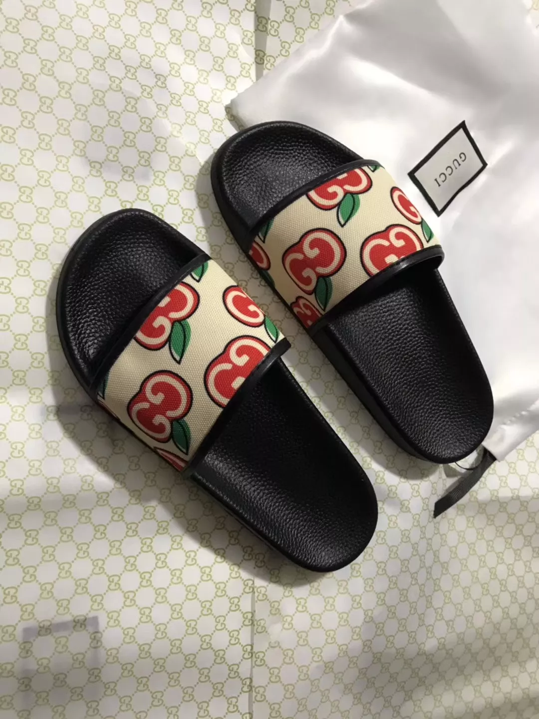 AllSeason 627 Gucci Slippers For Men