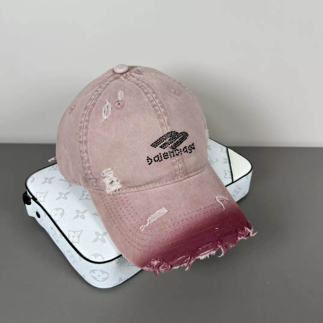 AllSeason 6541 Balenciaga Caps