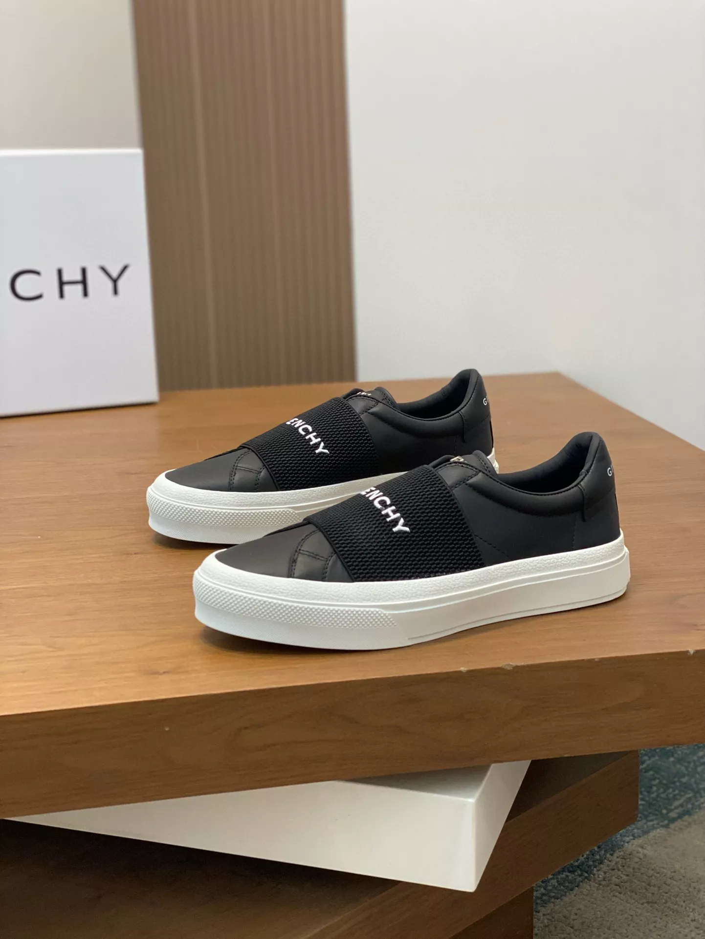 AllSeason 6655 Givenchy Casual Shoes For Men