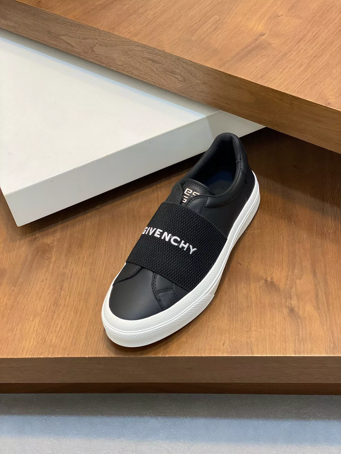 AllSeason 6655 Givenchy Casual Shoes For Men