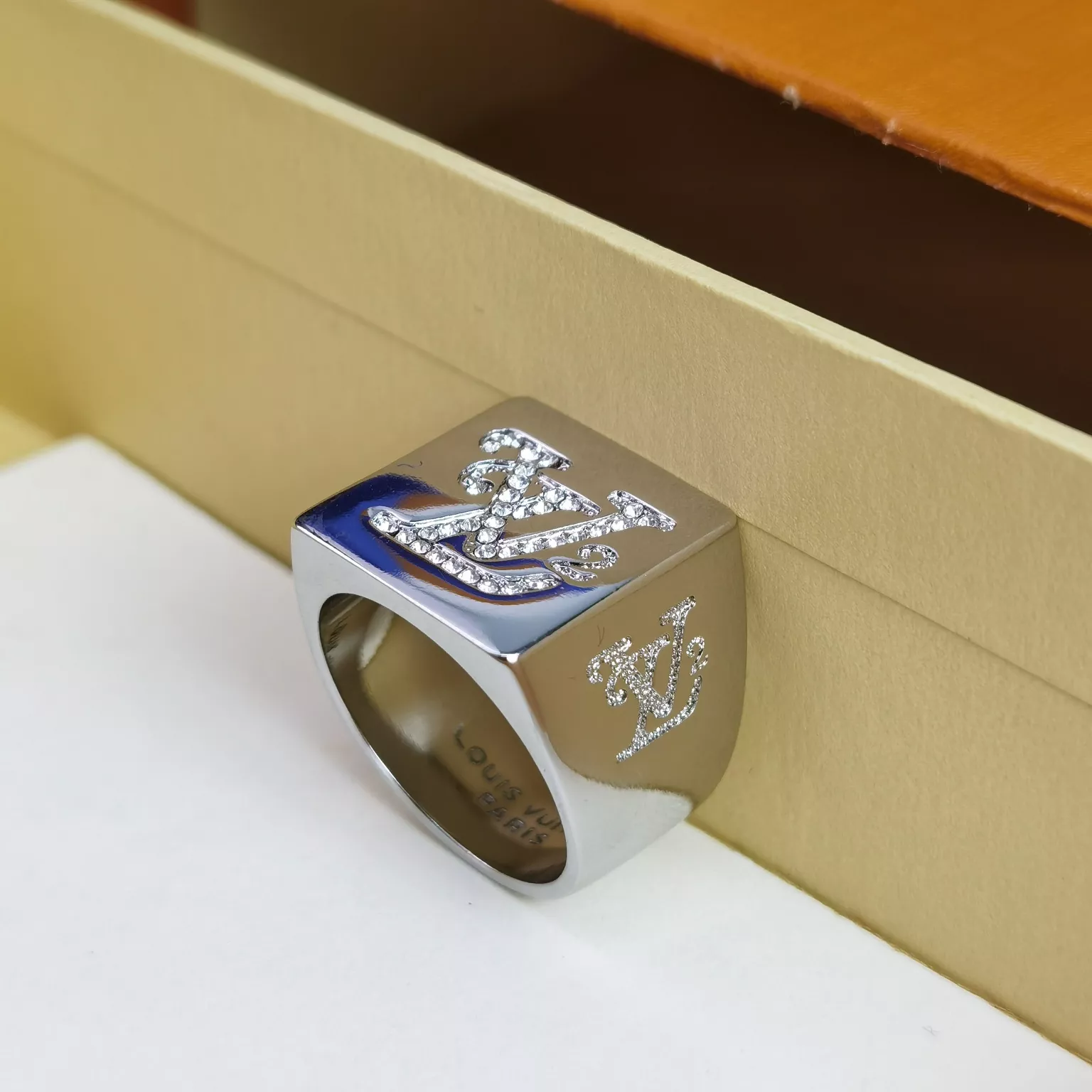 AllSeason 6750 Louis Vuitton LV Rings