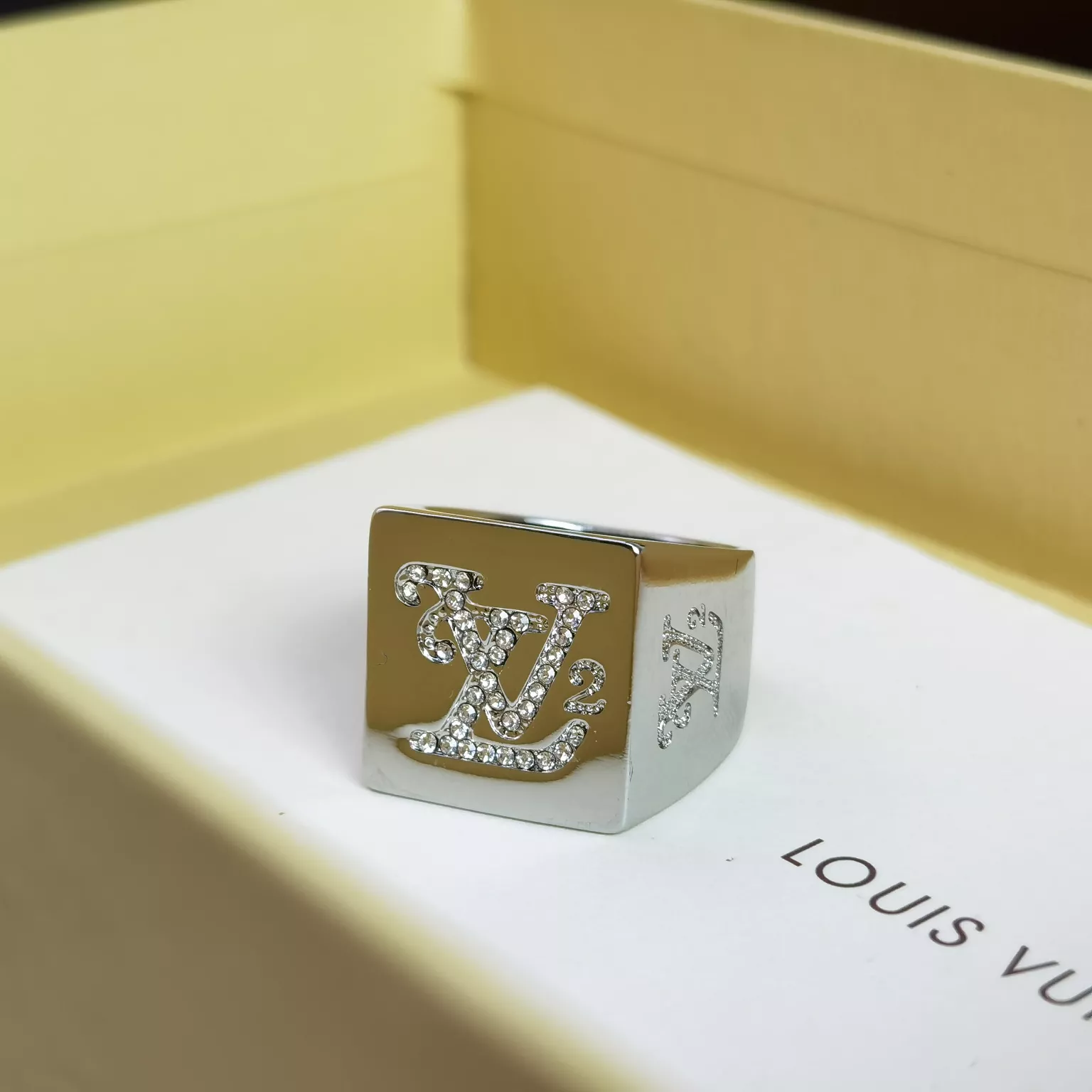 AllSeason 6750 Louis Vuitton LV Rings