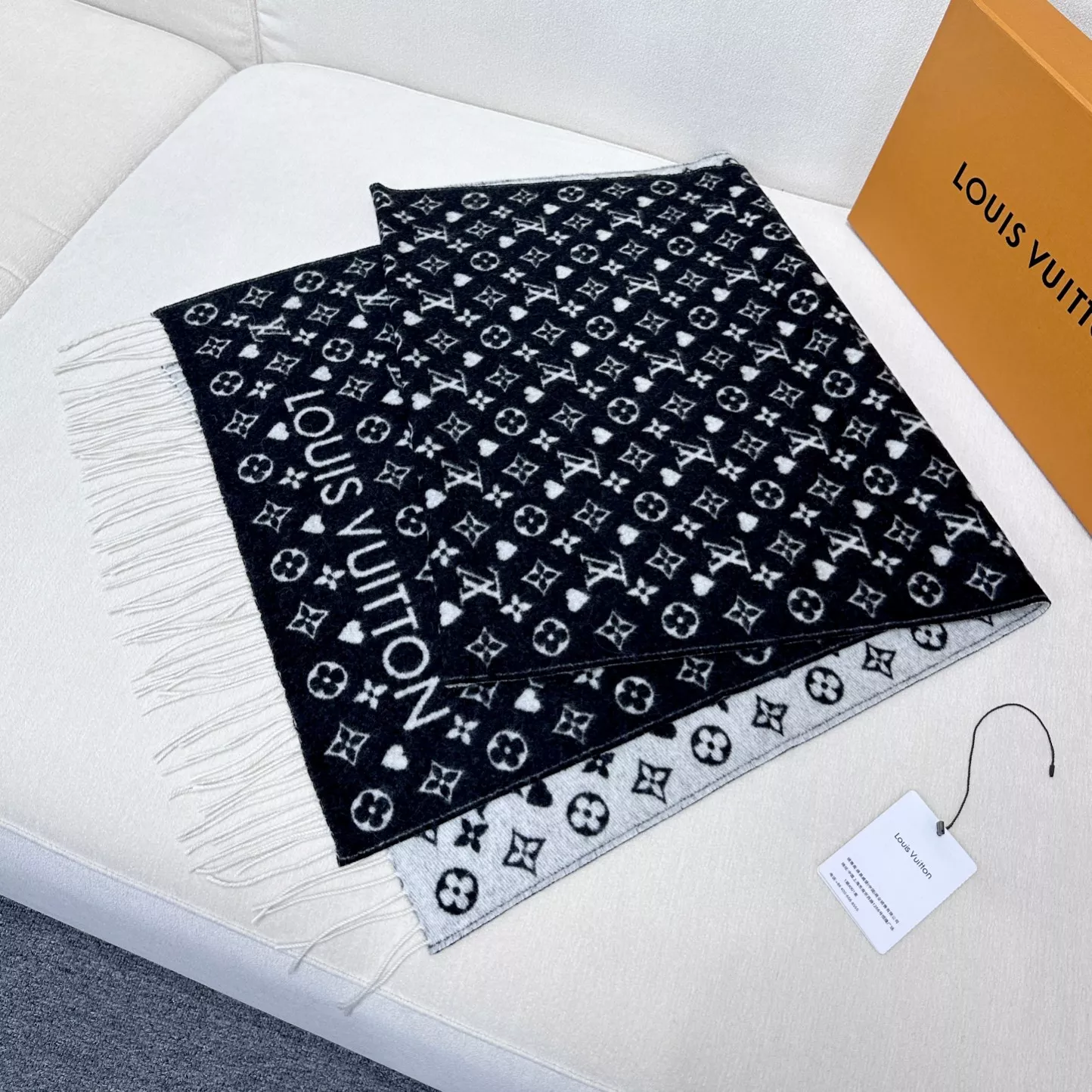 AllSeason 6961 Louis Vuitton Scarf For Unisex