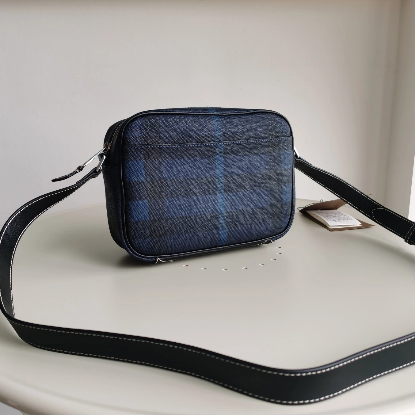 AllSeason 7235 Burberry AAA Man Messenger Bags
