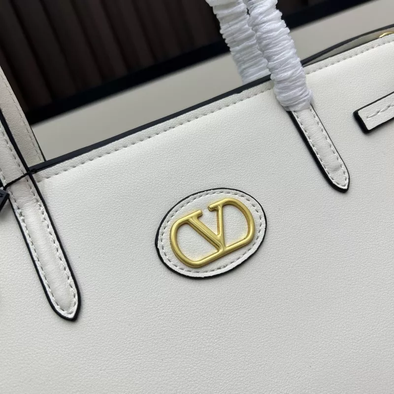 AllSeason 7266 Valentino AAA Quality Handbags For Women