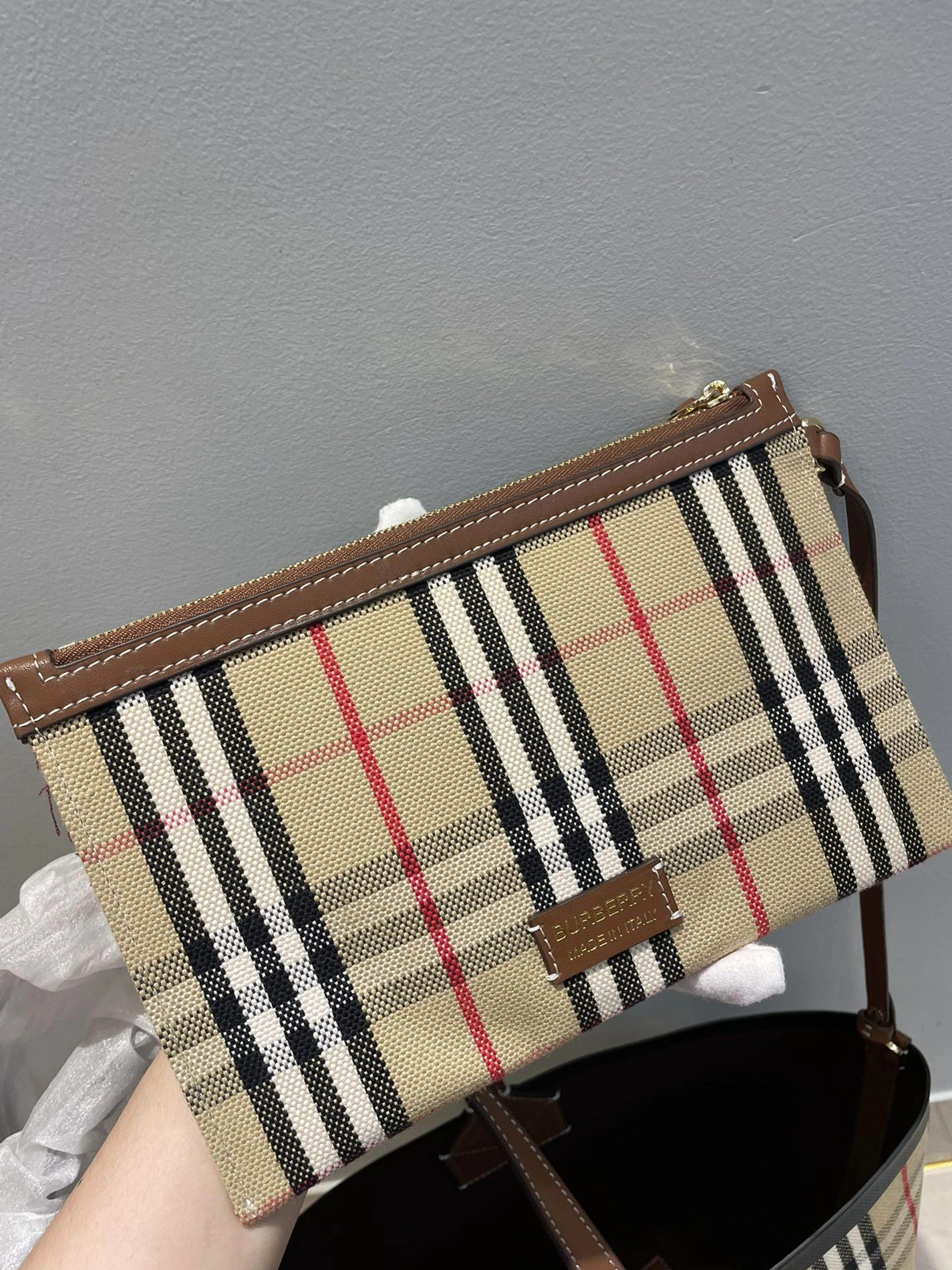 AllSeason 733 Burberry AAA Quality Shoulder Bags For Women