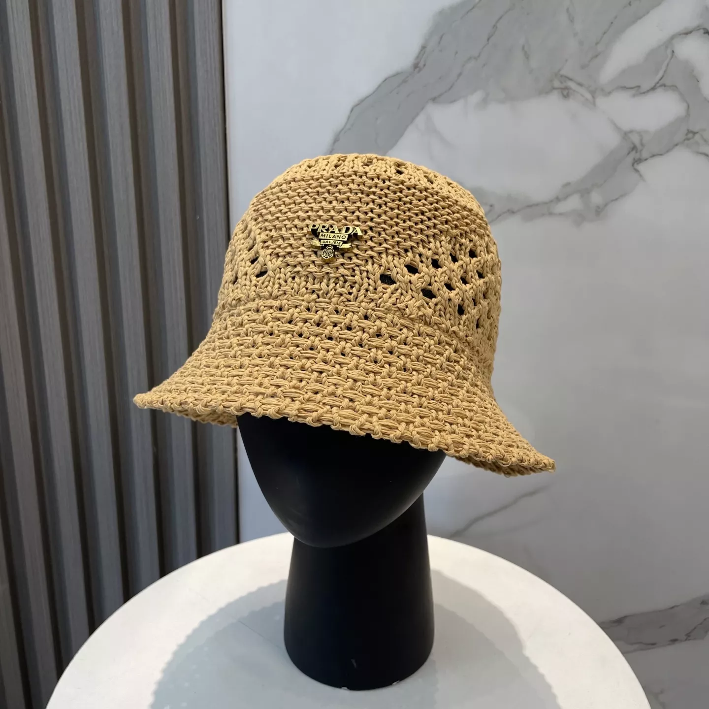 AllSeason 7561 Prada Caps