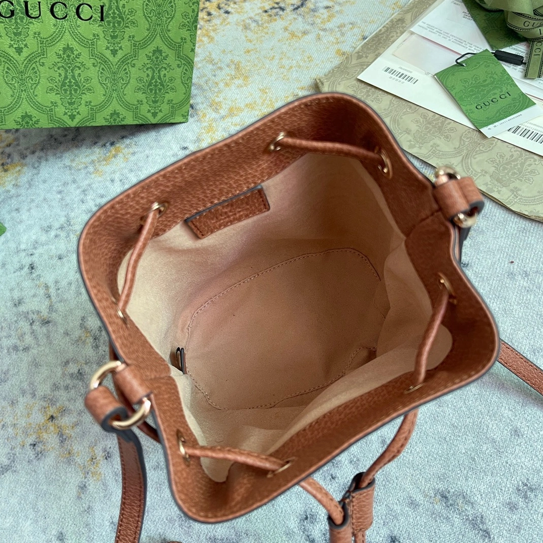 AllSeason 8267 Gucci AAA Quality Messenger Bags For Women