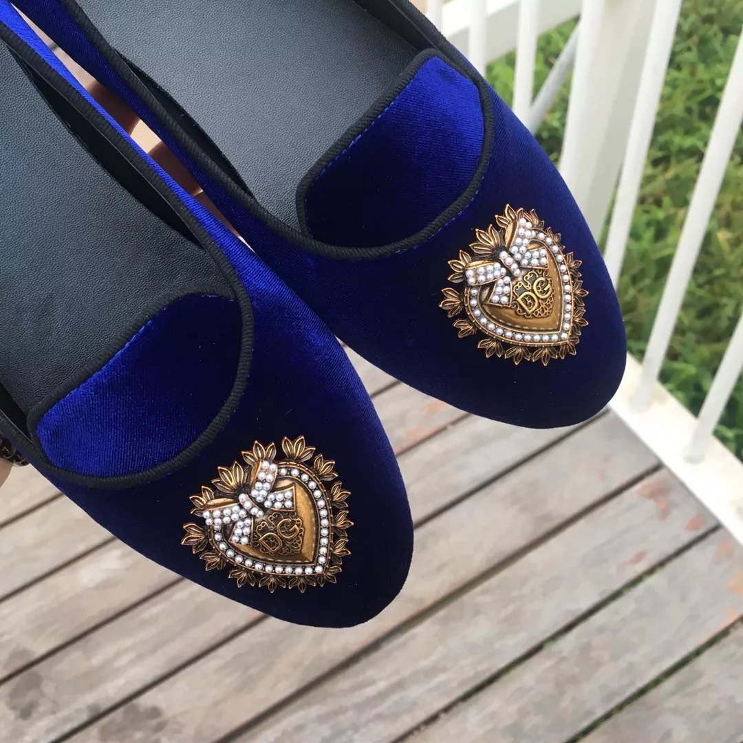 AllSeason 8298 Dolce & Gabbana D&G Flat Shoes For Women