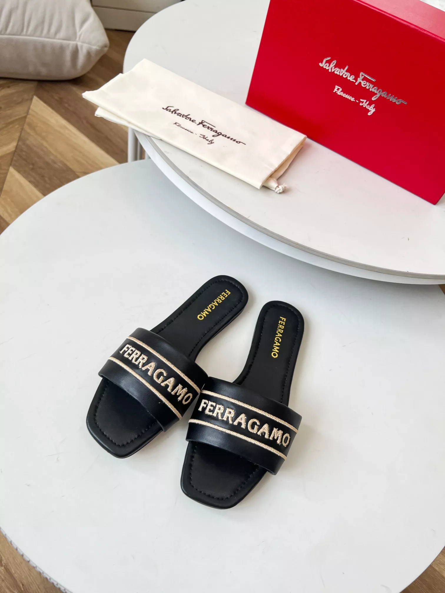 AllSeason 8357 Salvatore Ferragamo Slippers For Women