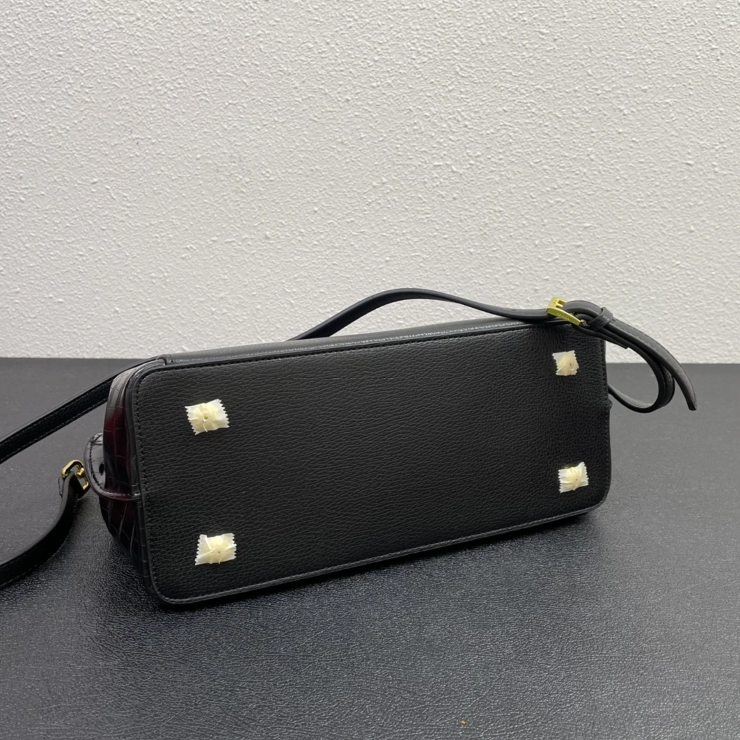 AllSeason 8442 Prada AAA Quality Handbags For Women