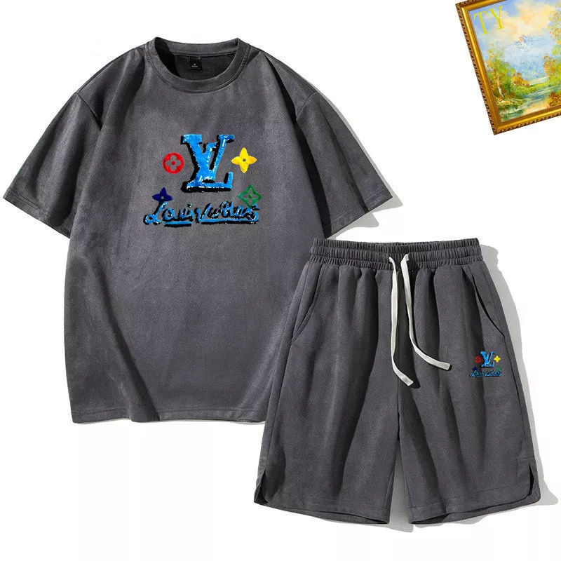 AllSeason 848 Louis Vuitton LV Tracksuits Short Sleeved For Men