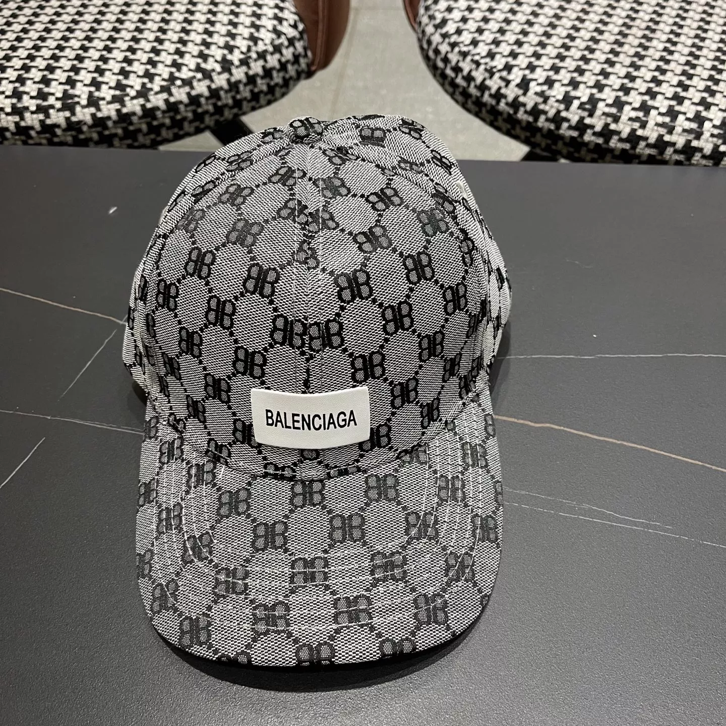 AllSeason 8543 Balenciaga Caps