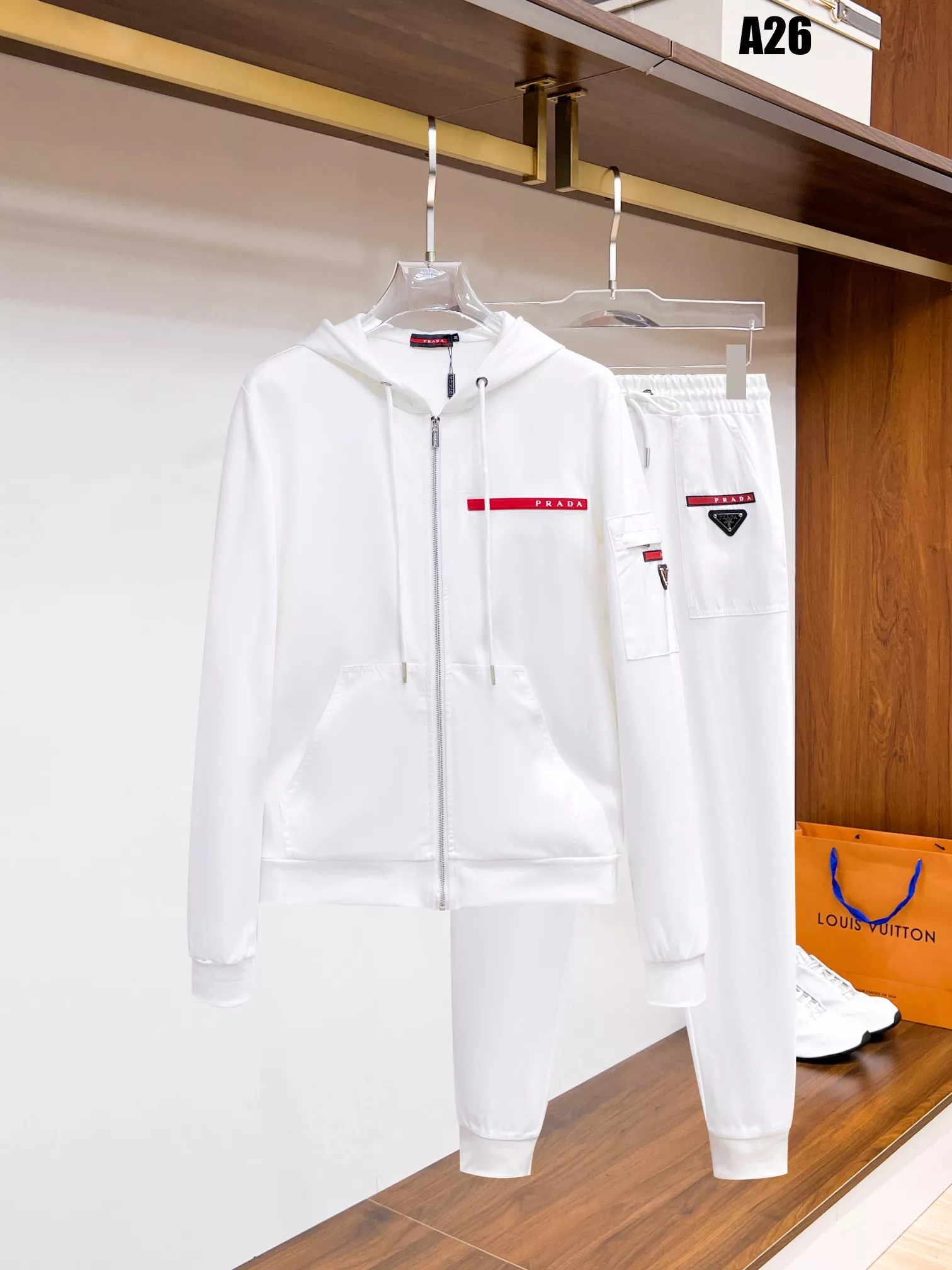 AllSeason 8623 Prada Tracksuits Long Sleeved For Men