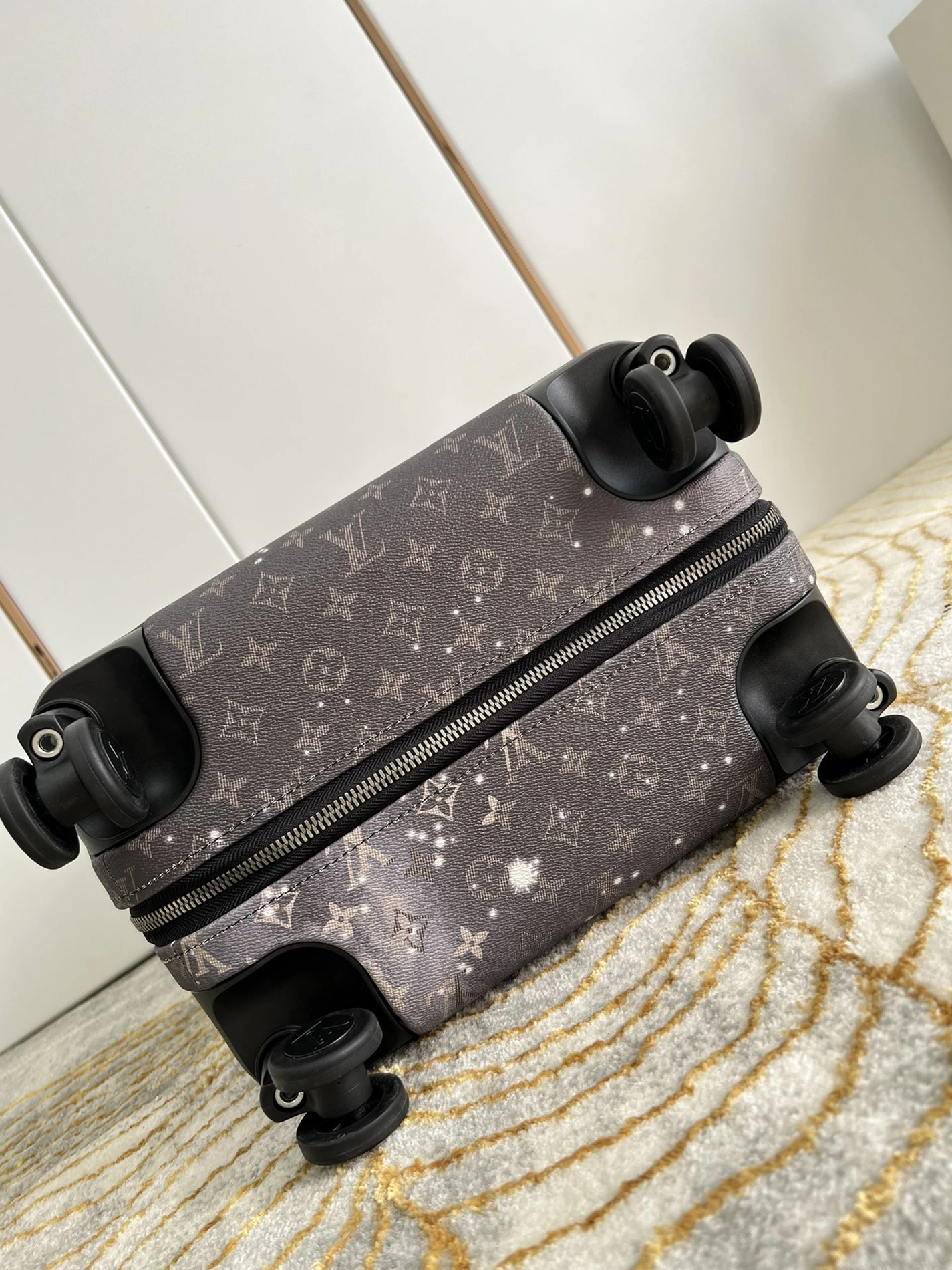 AllSeason 8784 Louis Vuitton Luggage