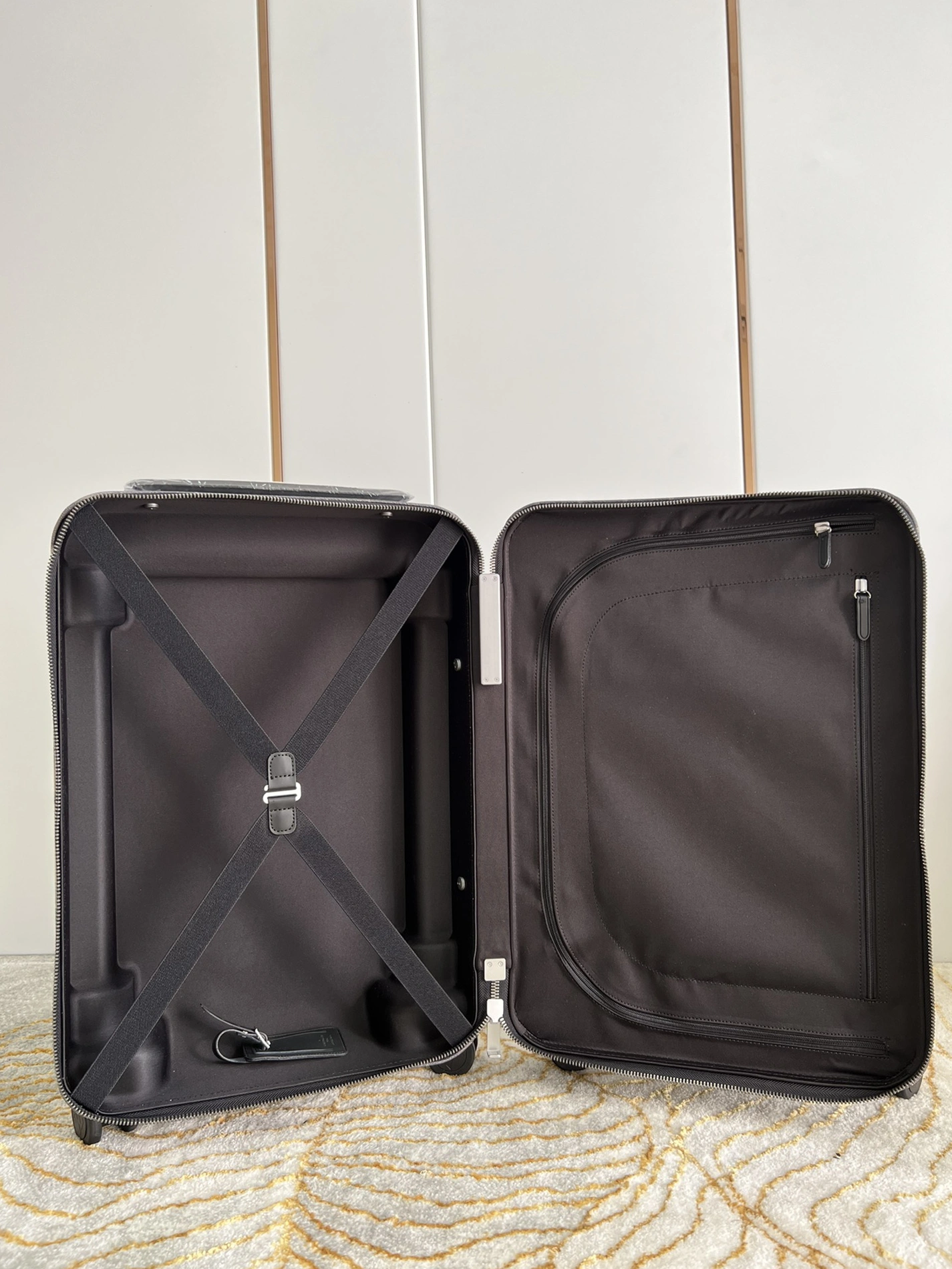 AllSeason 8784 Louis Vuitton Luggage