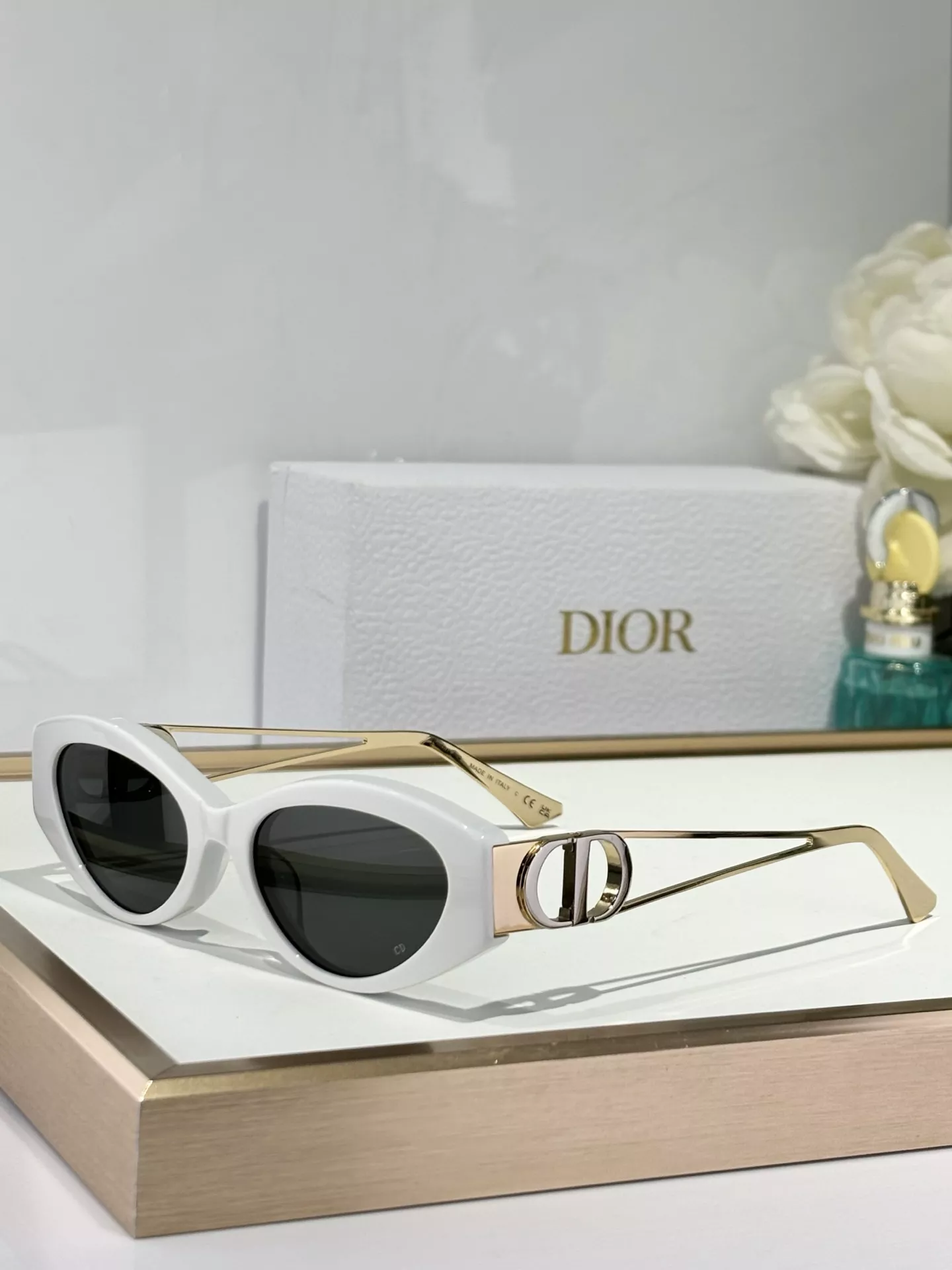 AllSeason 8828 Christian Dior AAA Quality Sunglasses