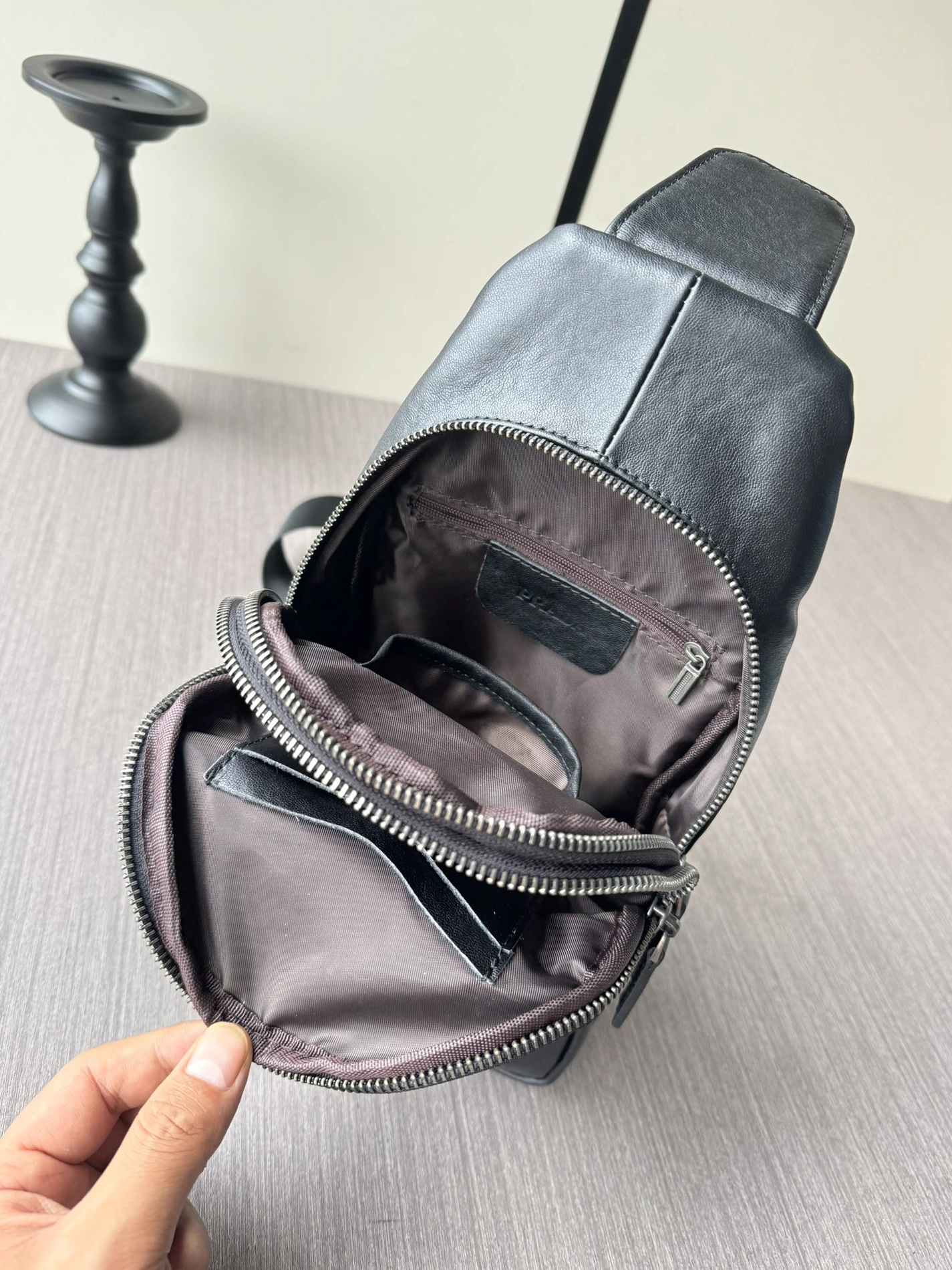 AllSeason 8905 Prada AAA Man Messenger Bags