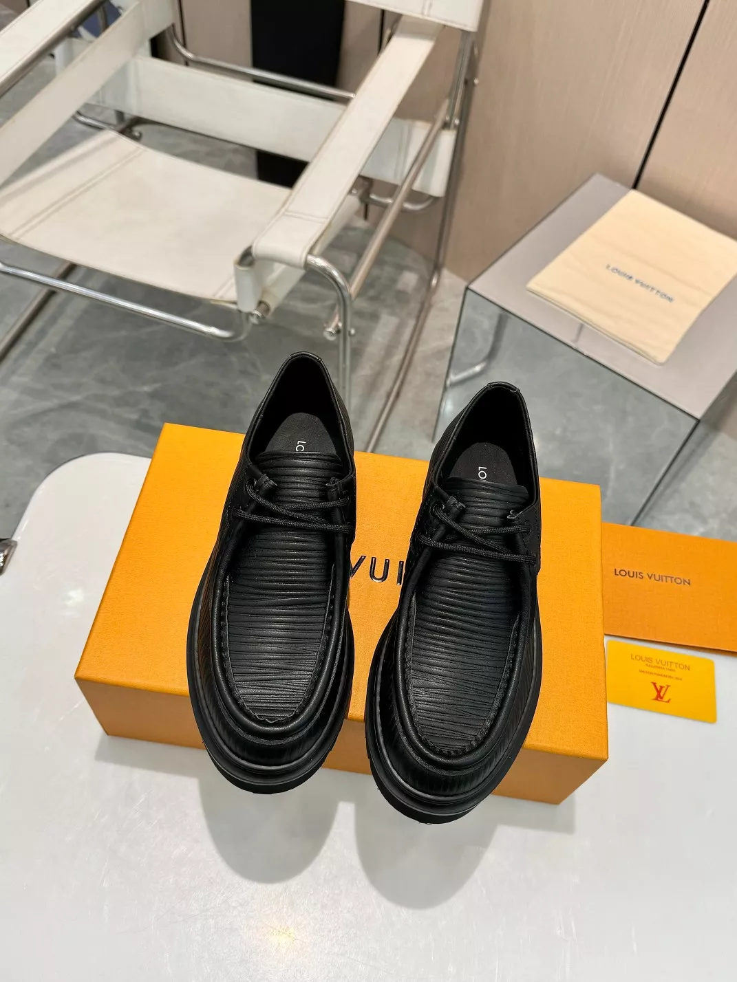 AllSeason 8958 Louis Vuitton LV Oxfords Shoes For Men