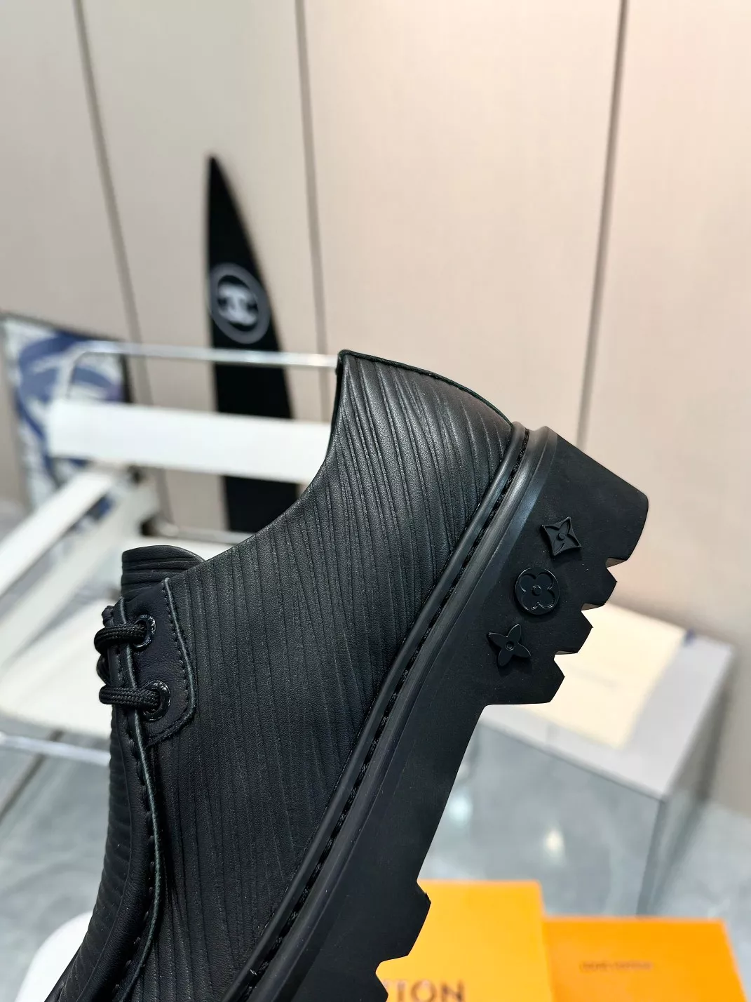 AllSeason 8958 Louis Vuitton LV Oxfords Shoes For Men
