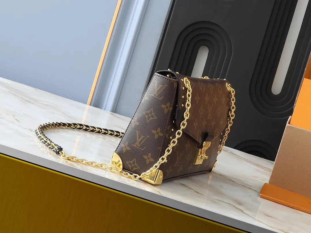 AllSeason 9311 Louis Vuitton AAA Quality Shoulder Bags For Women