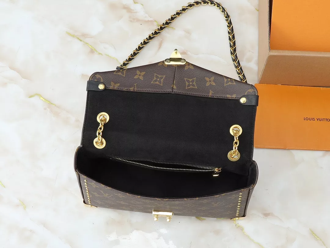 AllSeason 9311 Louis Vuitton AAA Quality Shoulder Bags For Women