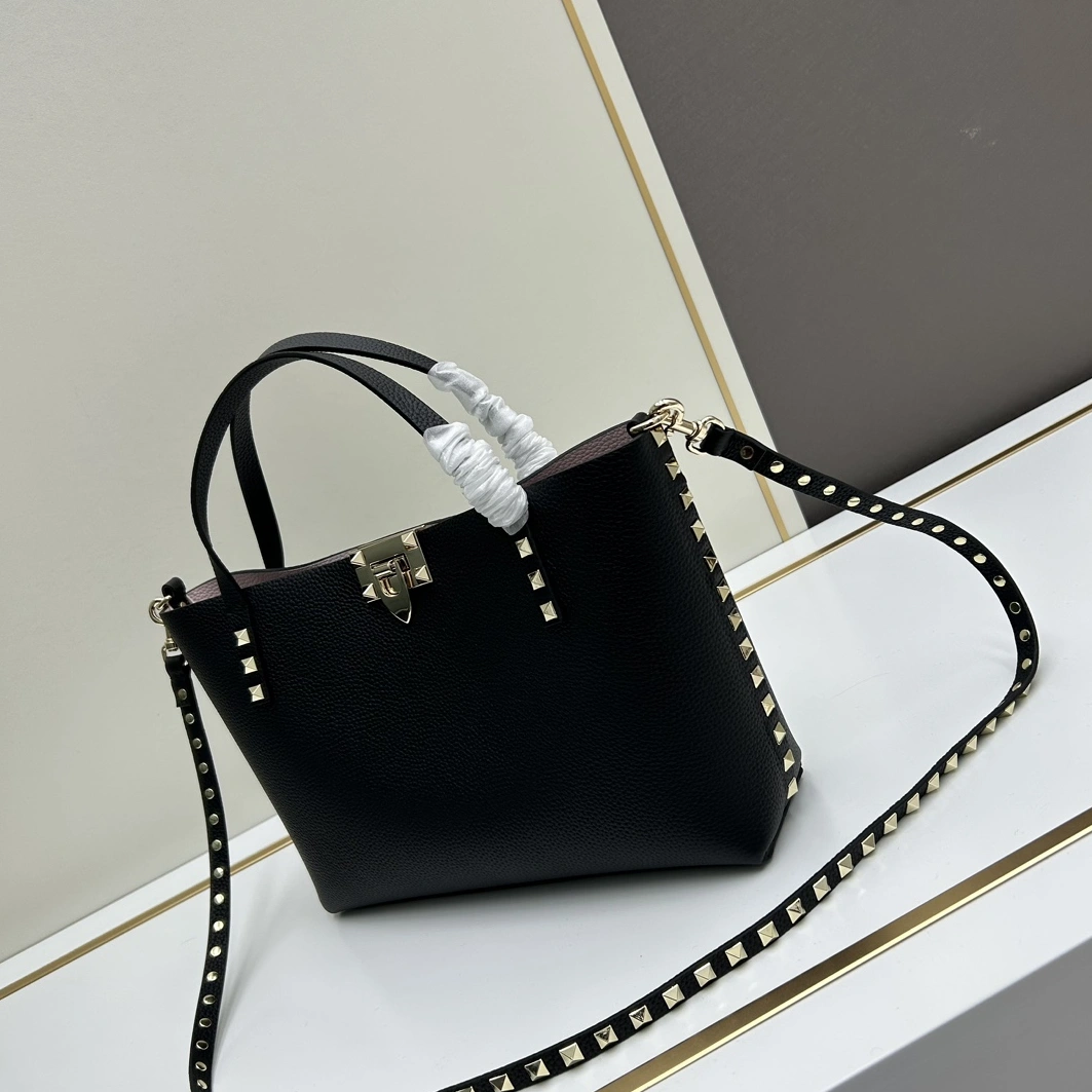 AllSeason 9545 Valentino AAA Quality Handbags For Women
