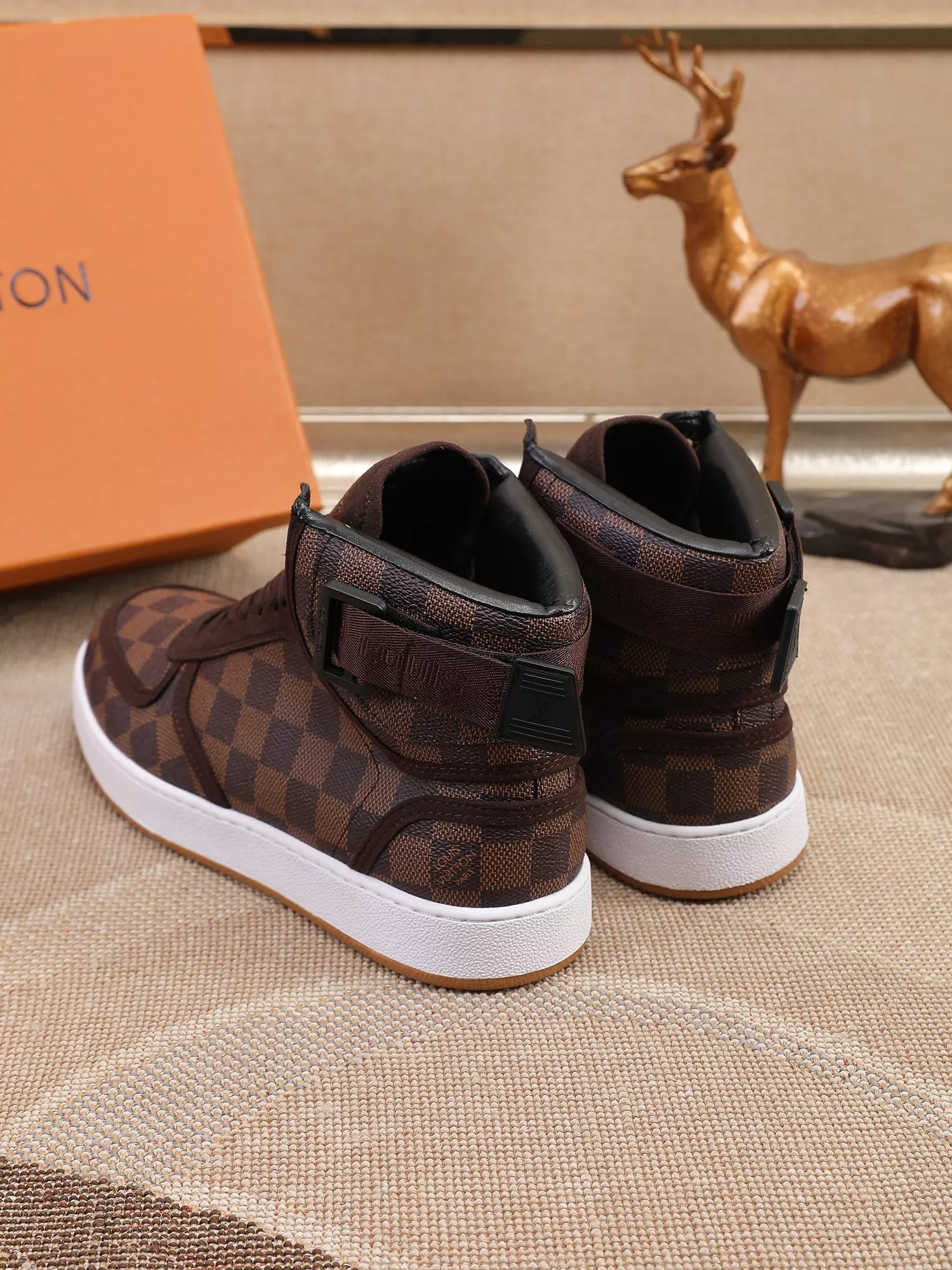 AllSeason 960 Louis Vuitton High Tops Shoes For Men