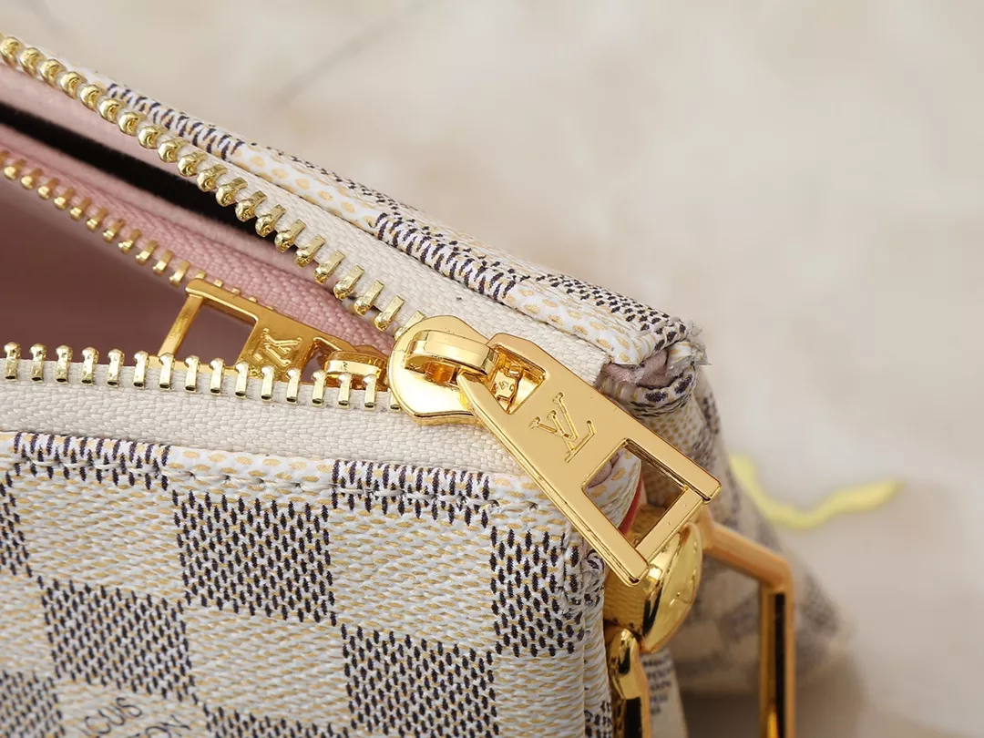 AllSeason 9756 Louis Vuitton Messenger Bags For Women