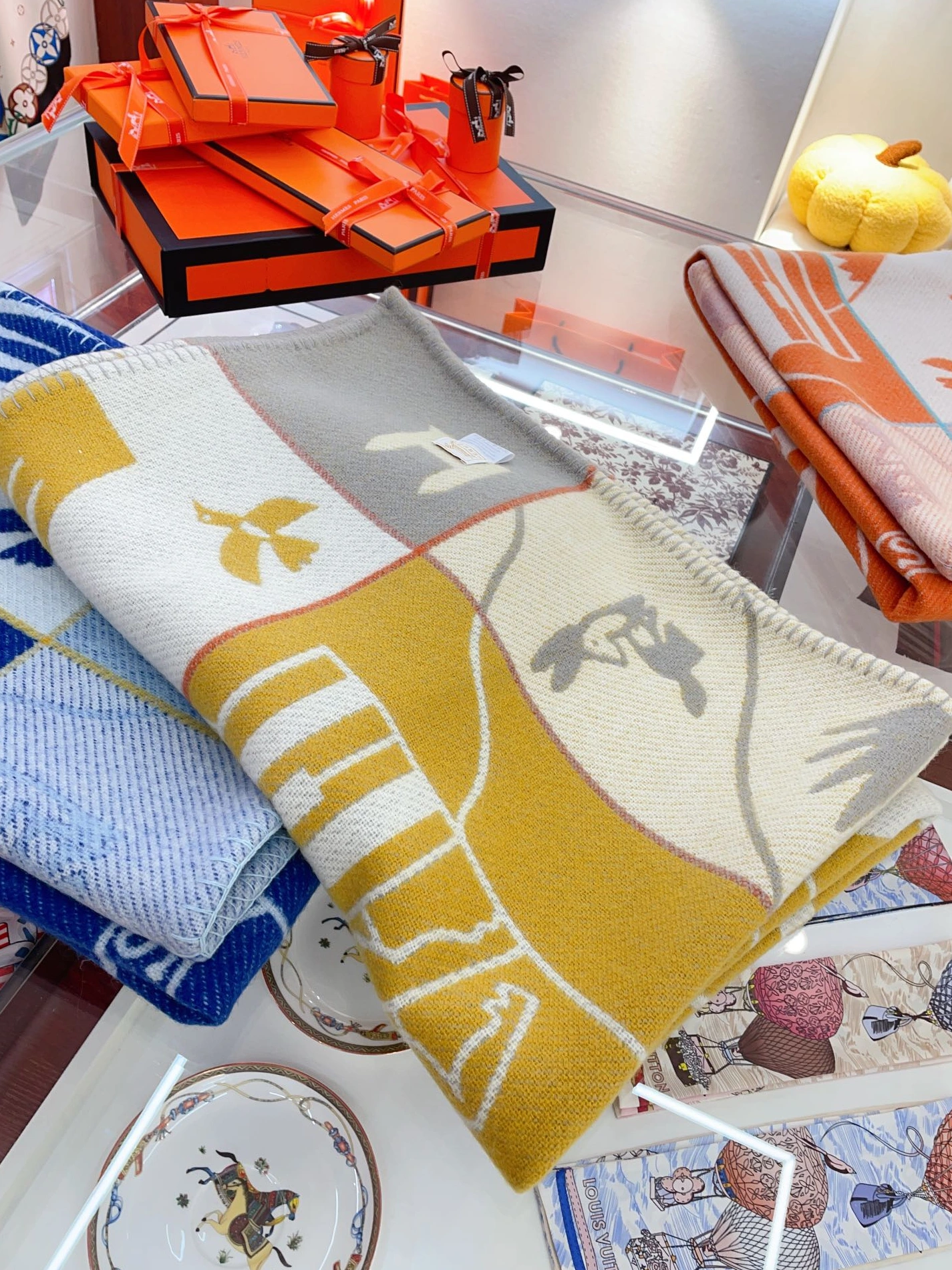 AllSeason 979 Hermes Blanket