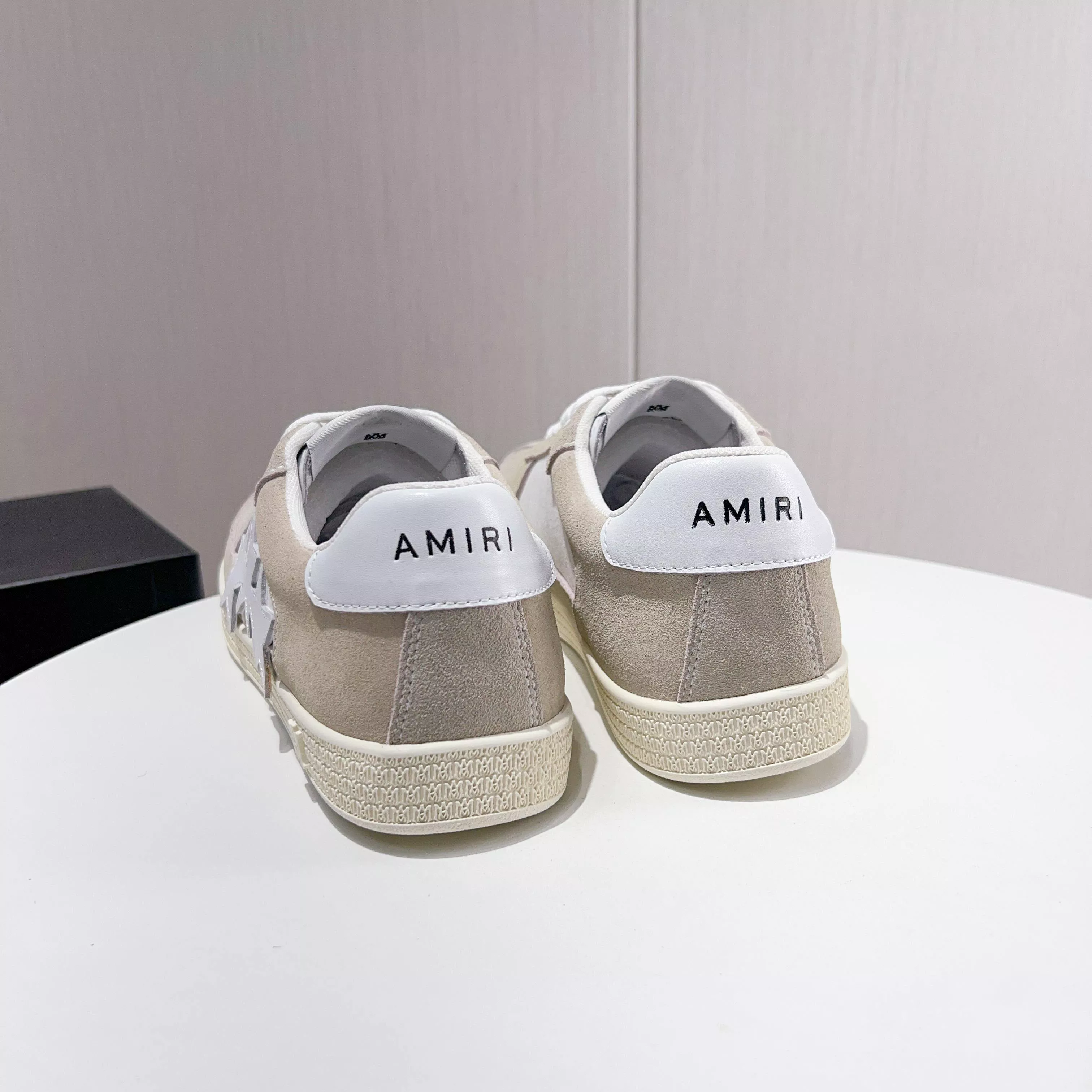 Amiri Casual Shoes For Men Compact 8213