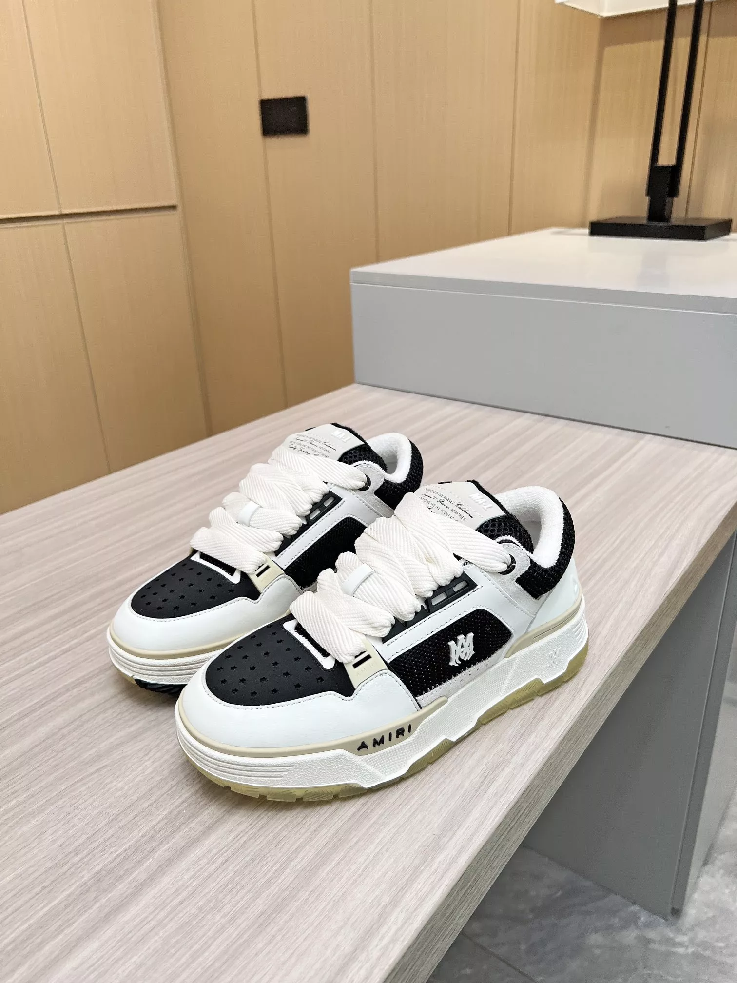 Amiri Casual Shoes For Men Lightweight 7876