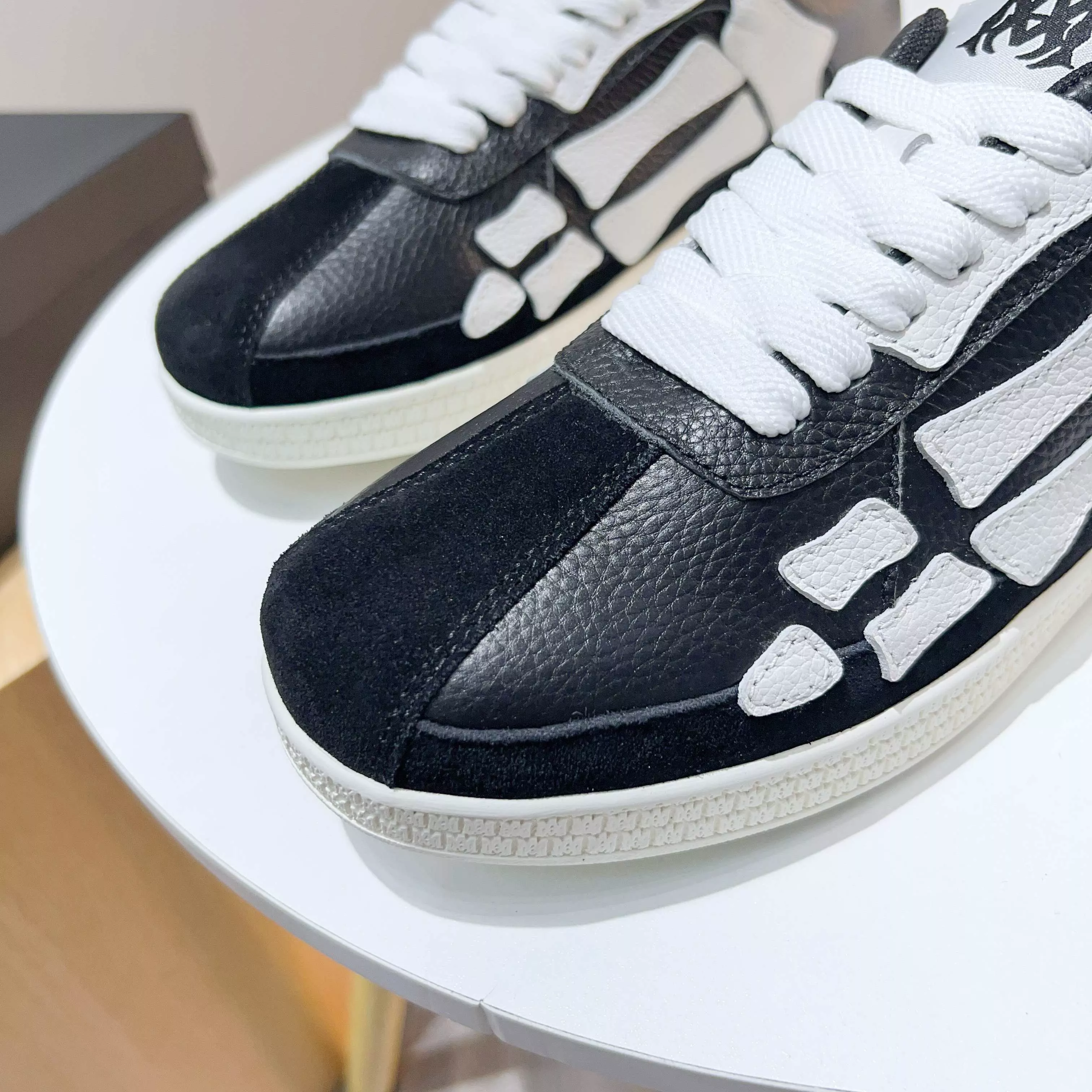 Amiri Casual Shoes For Men Trendsetting 8726