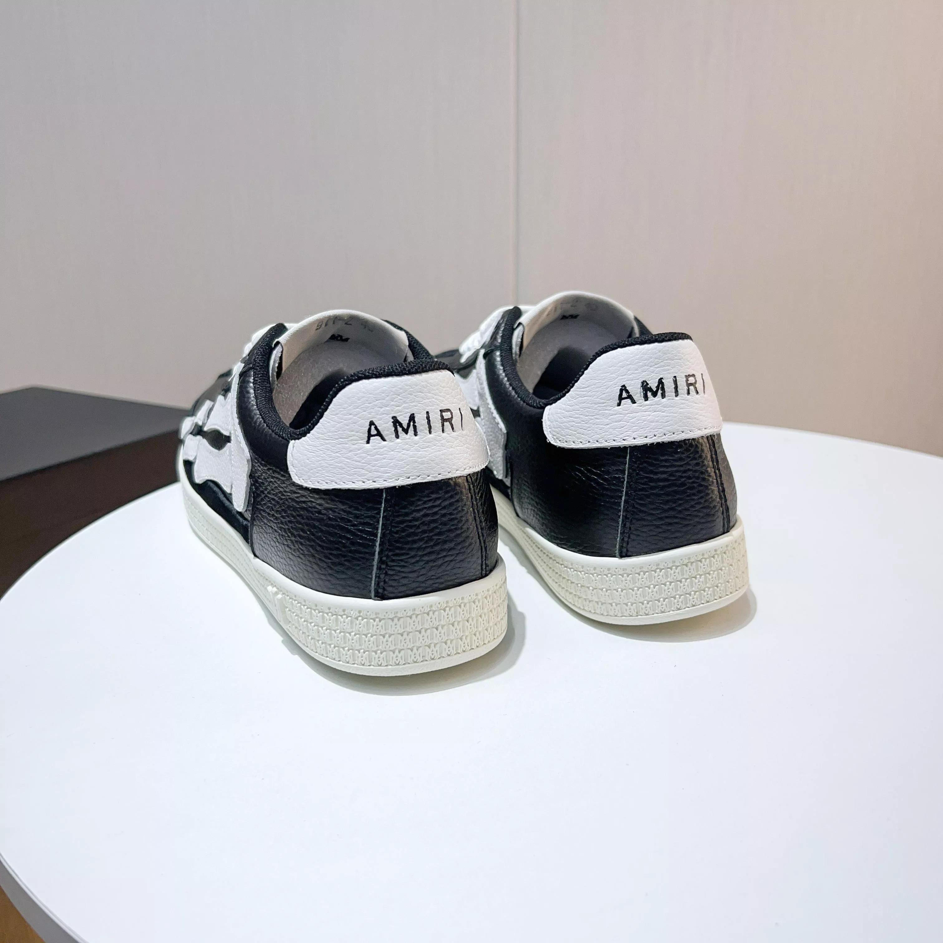 Amiri Casual Shoes For Men Trendsetting 8726