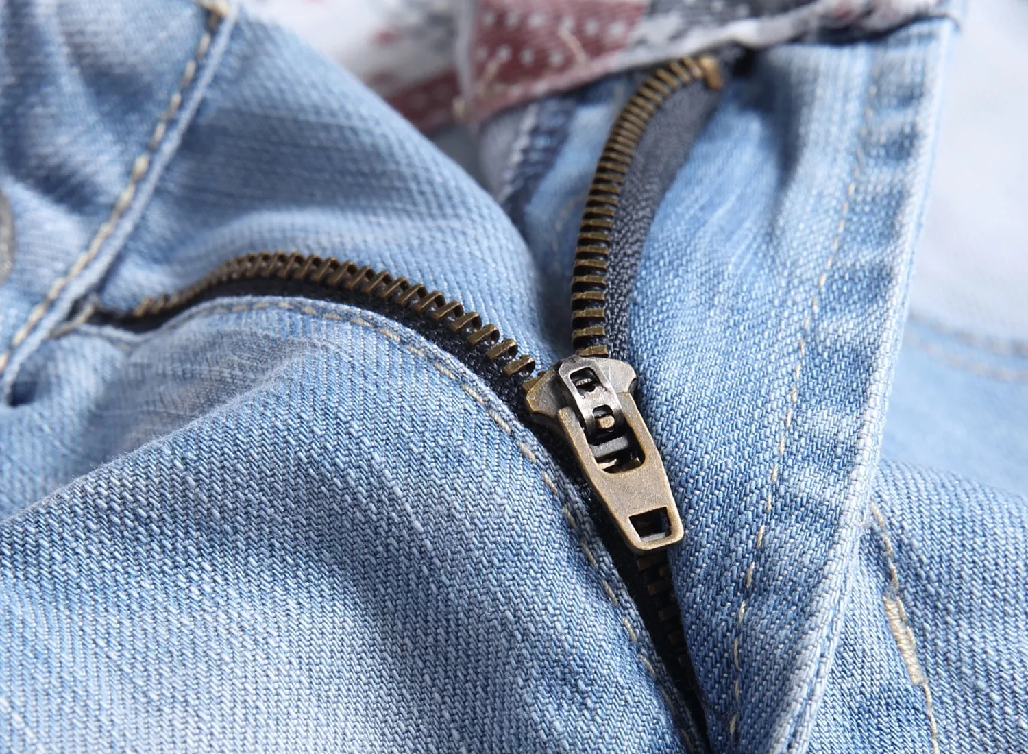 Amiri Jeans For Men AllSeason 3553
