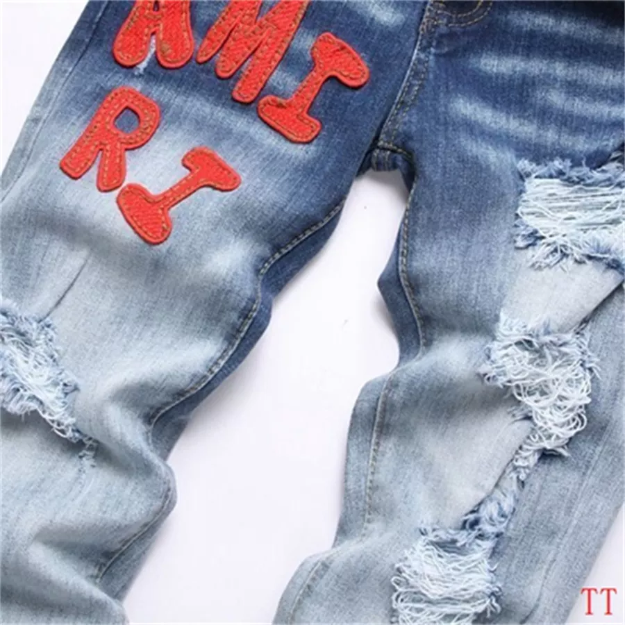 Amiri Jeans For Men Sleek 2510