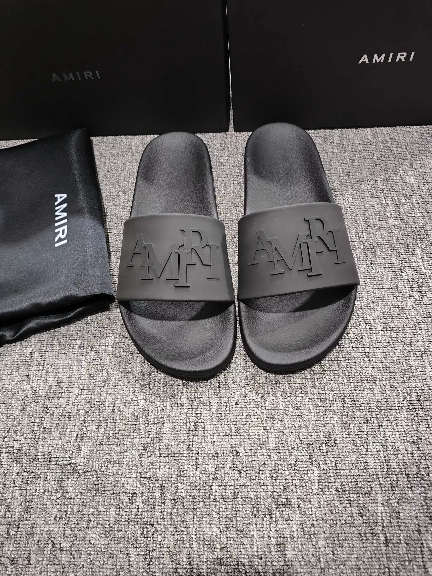 Amiri Slippers For Men DailyWear 7595