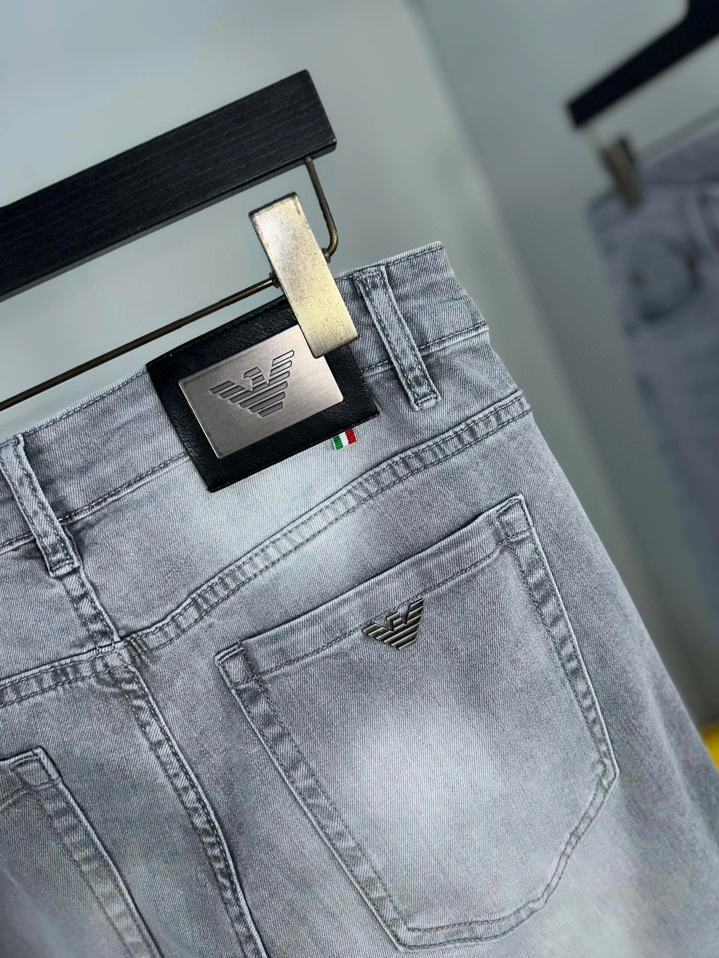 Armani Jeans For Men Vibrant 7061