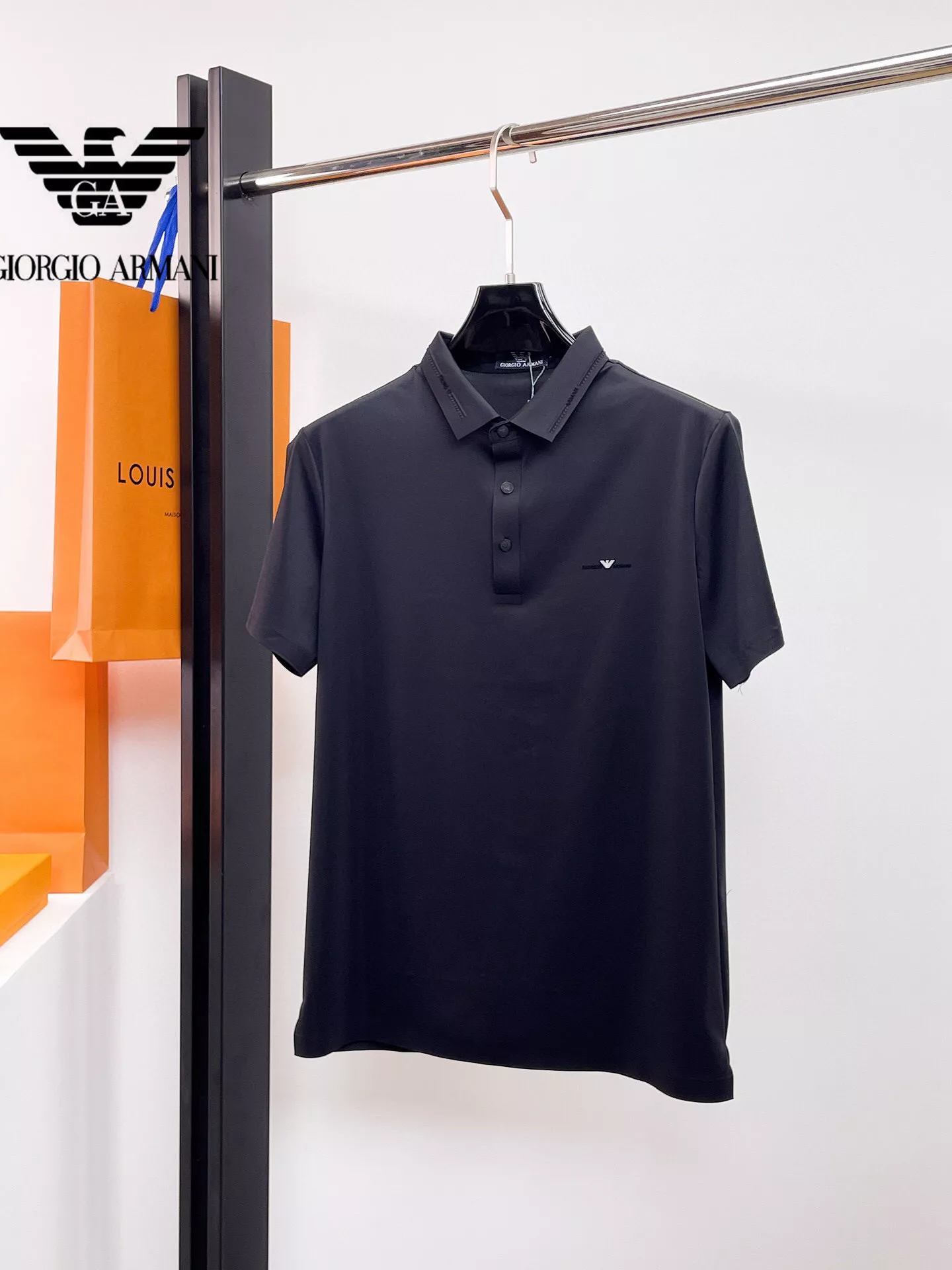 Armani T-Shirts Short Sleeved For Men Cozy 2692