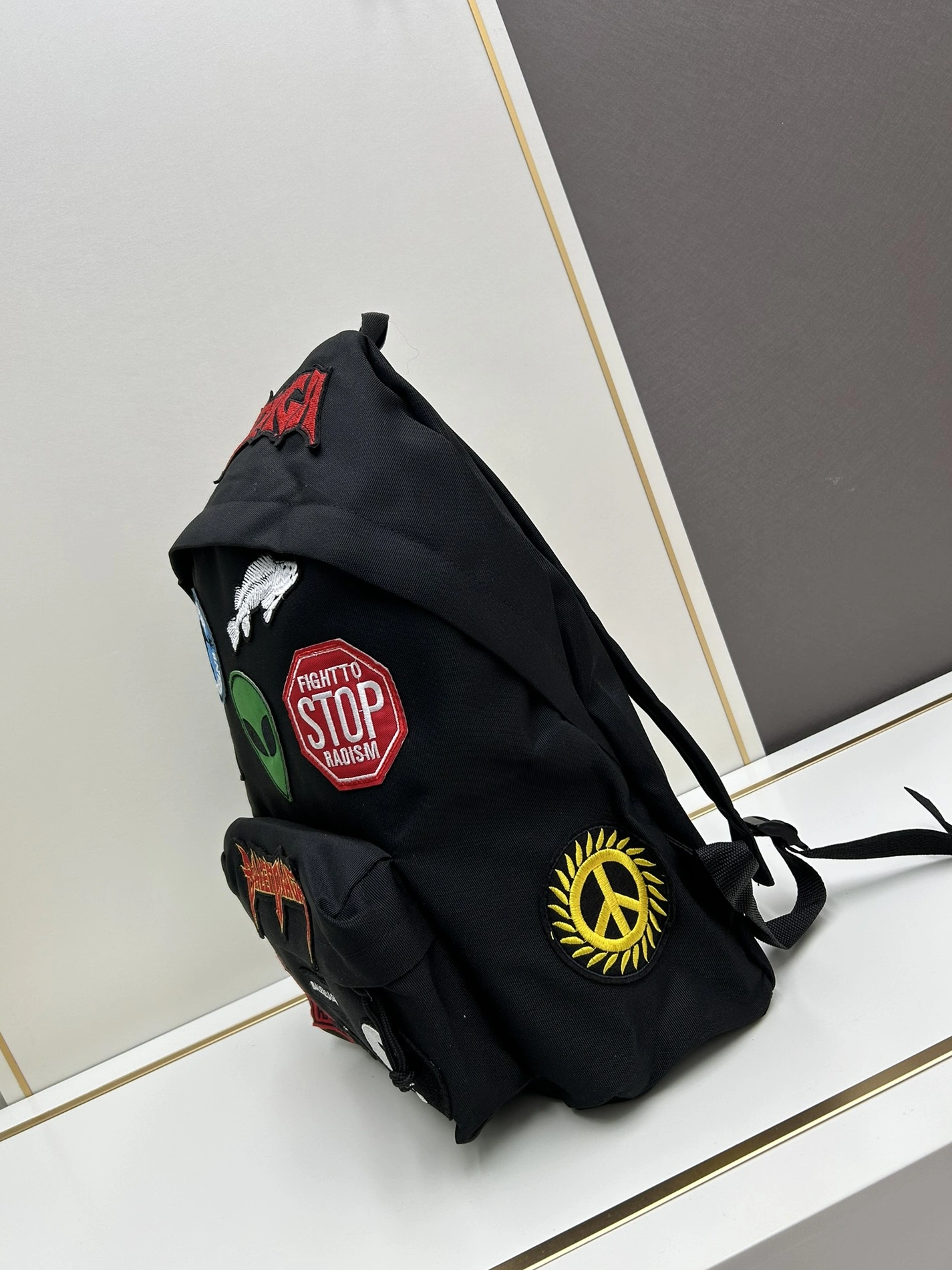 Balenciaga AAA Man Backpacks Sleek 3809
