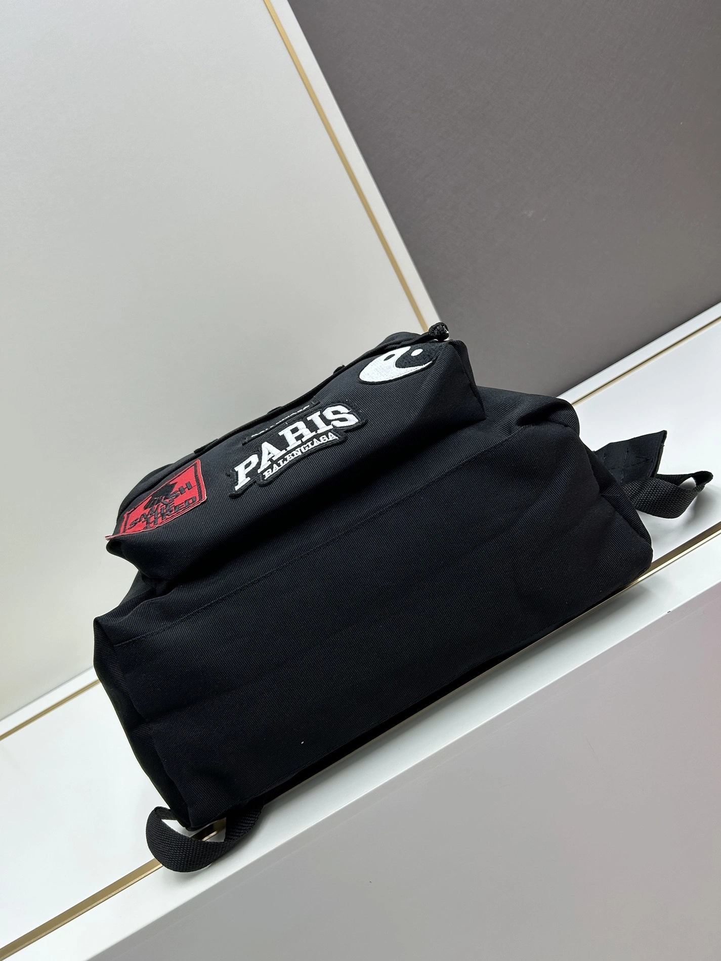 Balenciaga AAA Man Backpacks Sleek 3809