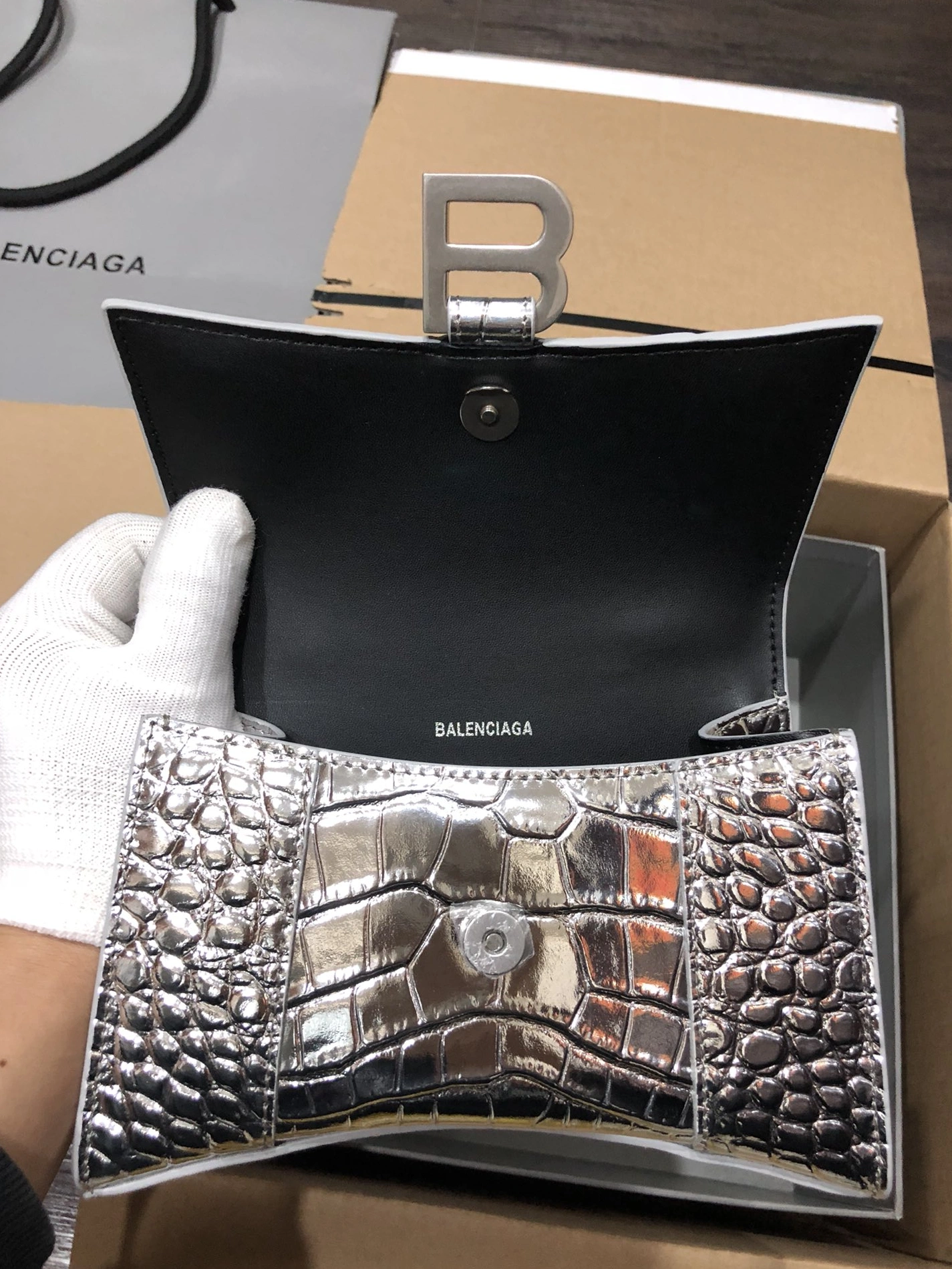 Balenciaga AAA Quality Handbags For Women Affordable 5701